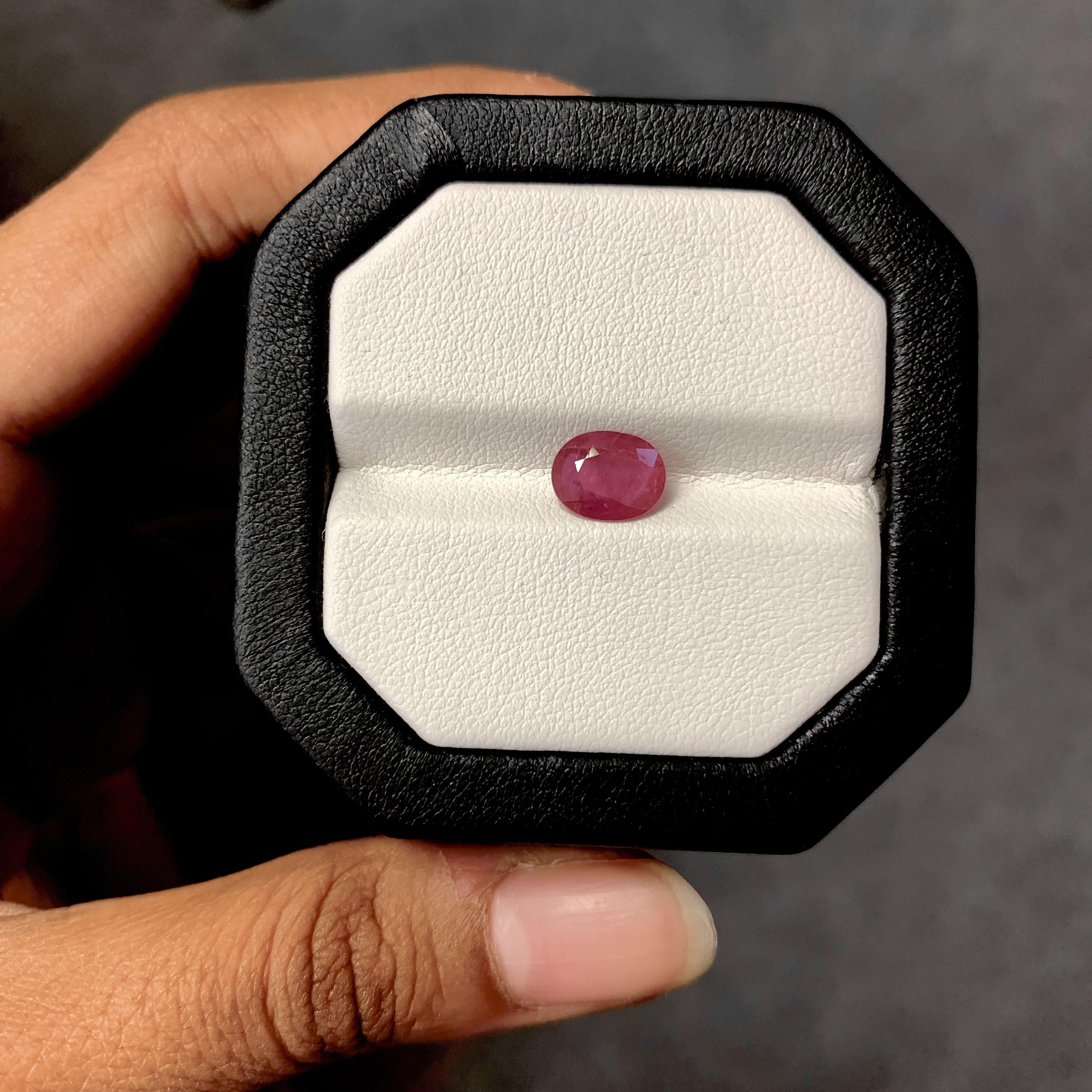 Women's or Men's No-Heat 1.44 Carat Oval Cut Natural Ruby Pinkish-Red For Sale