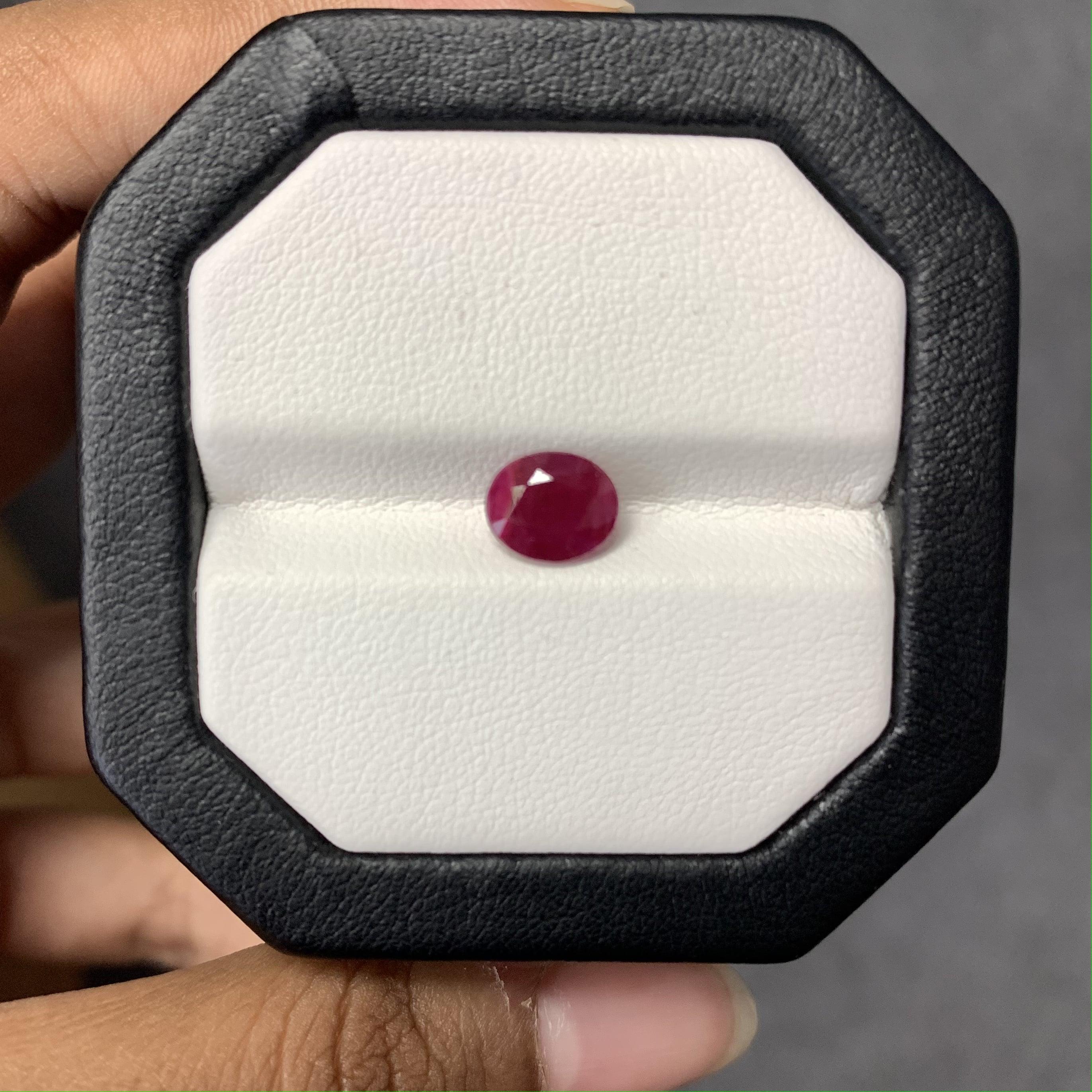 No-Heat 1.78 Carat Oval Cut Natural Ruby Pigeon Blood For Sale 3