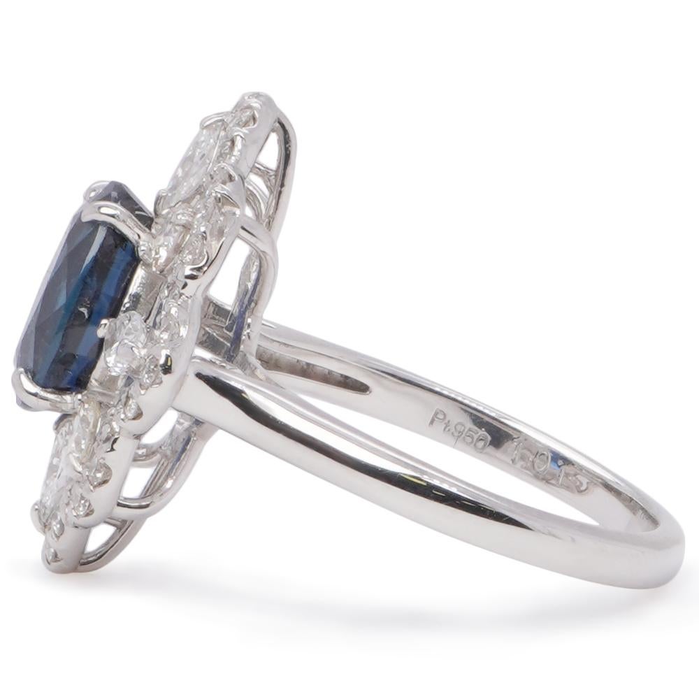 Atemberaubender Ring, unbehandelter 2,80 Karat Saphir zertifiziert und 1 Karat Diamant PT 900 (Ovalschliff) im Angebot