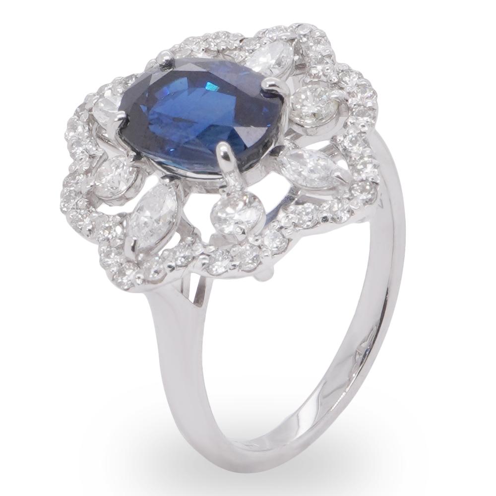 Art Nouveau No Heat 2.80 Carat Sapphire Certified and 1 Carat Diamond PT 900 Stunning Ring For Sale