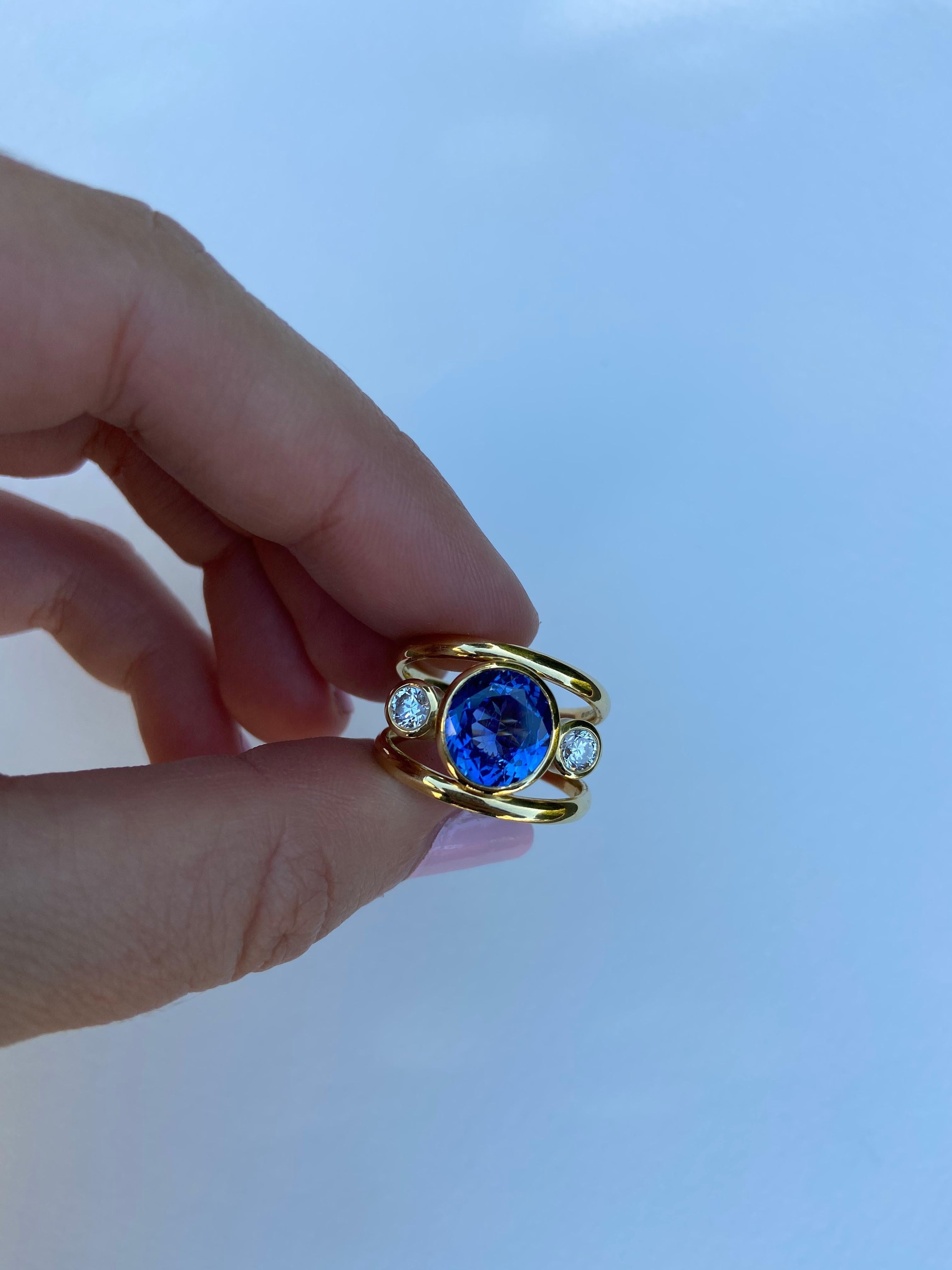 3.14 Carat Cornflower Blue Sapphire, No Heat & Diamond, Certified, Band Ring 1