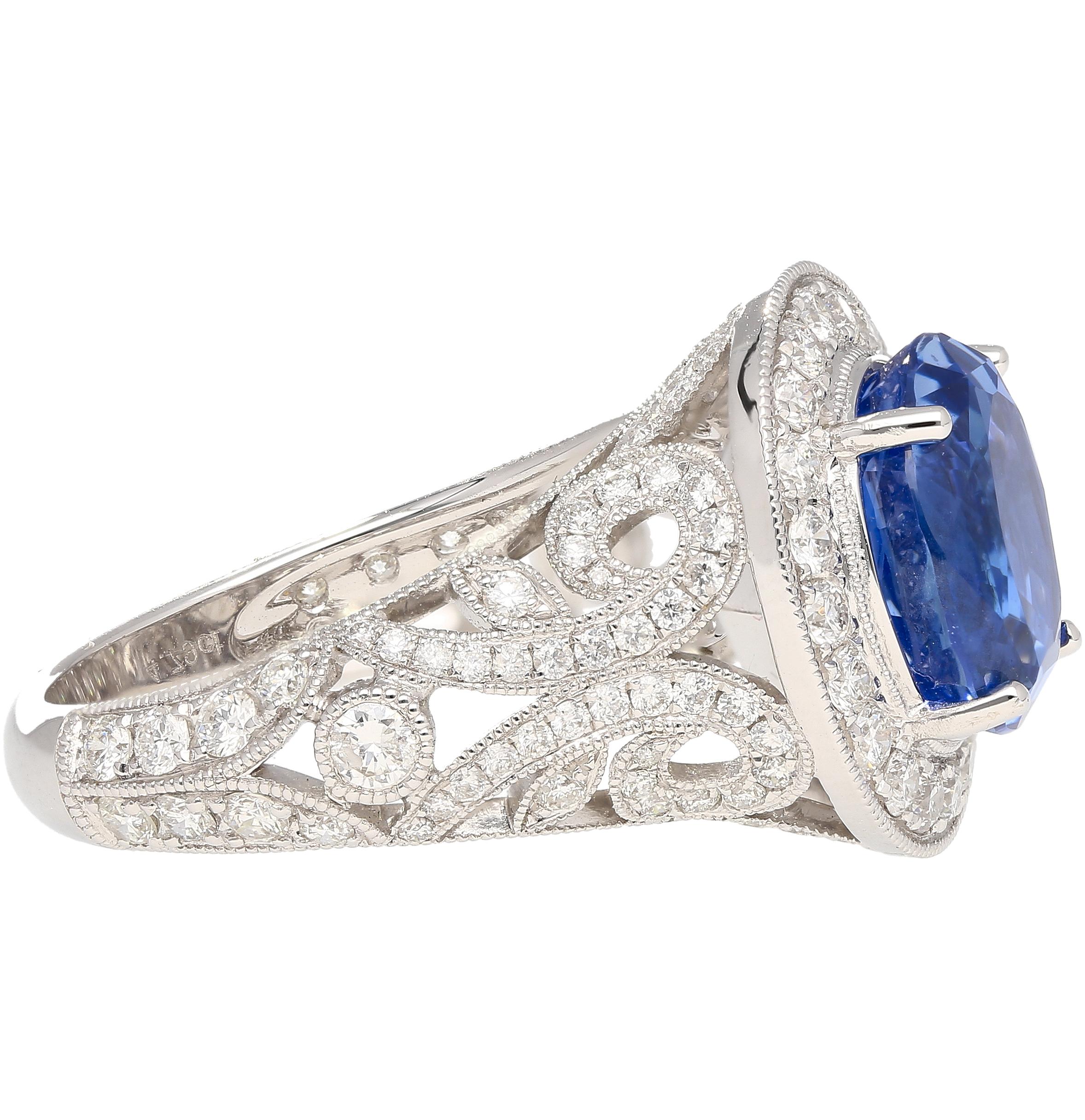 Contemporary No Heat 4.84 Carat Violet-Blue Ceylon Sapphire with Diamonds in 18K Gold Ring For Sale