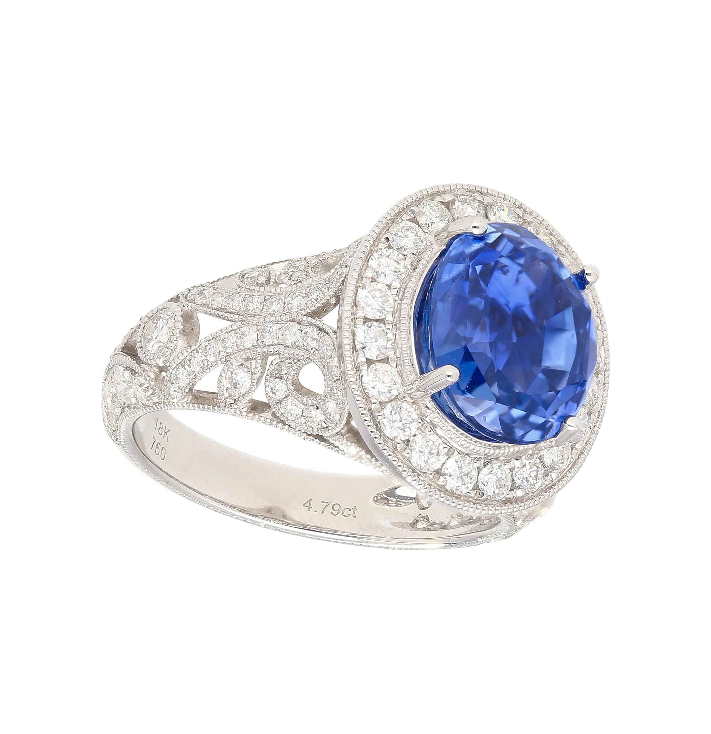 Women's No Heat 4.84 Carat Violet-Blue Ceylon Sapphire with Diamonds in 18K Gold Ring For Sale