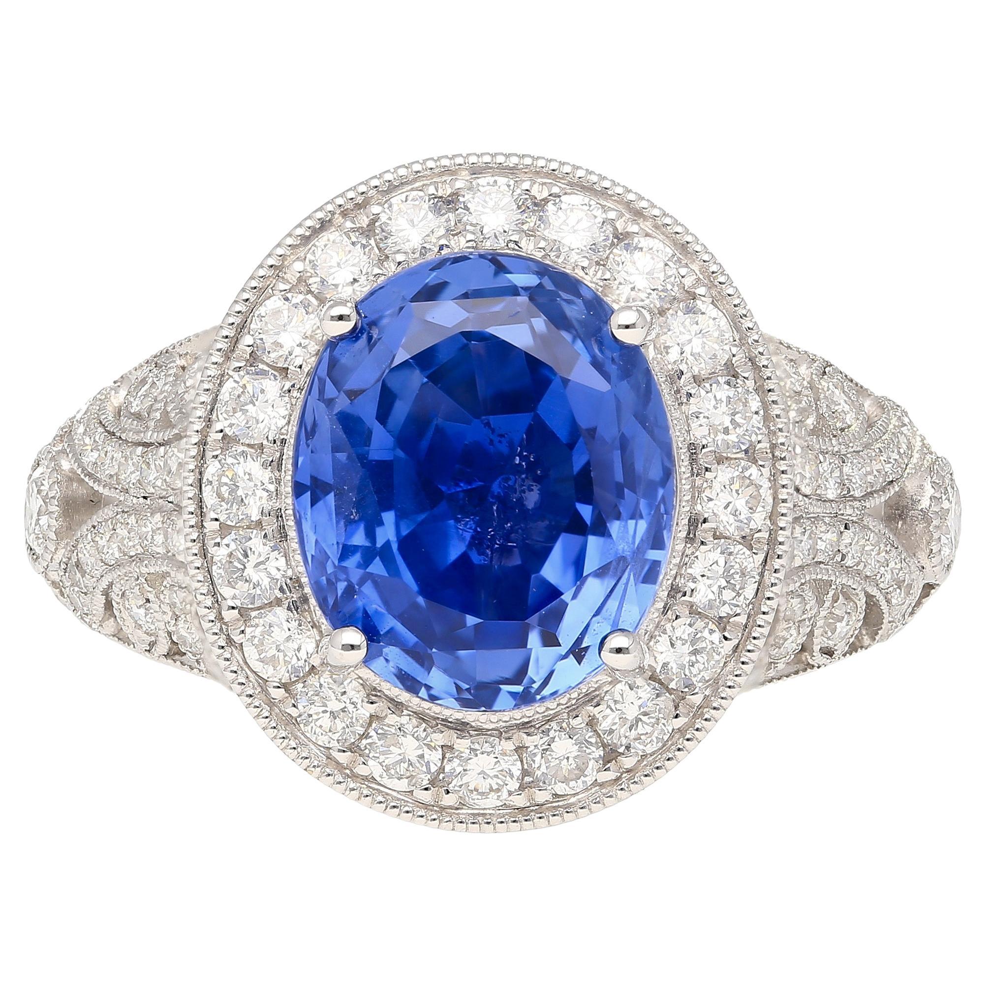 No Heat 4.84 Carat Violet-Blue Ceylon Sapphire with Diamonds in 18K Gold Ring For Sale