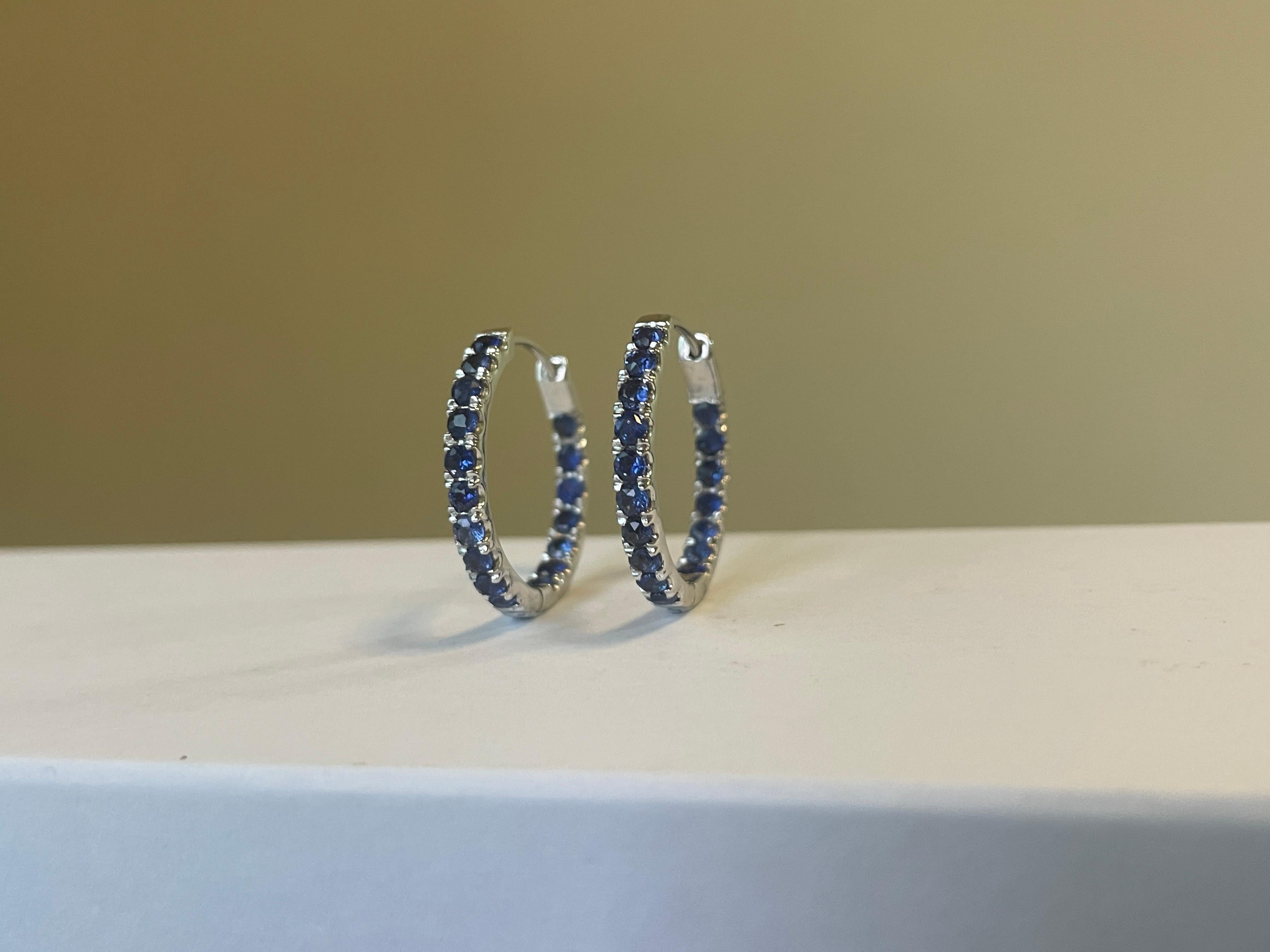 Women's No Heat Blue Sapphire Hoop Earring (1.98 cm)