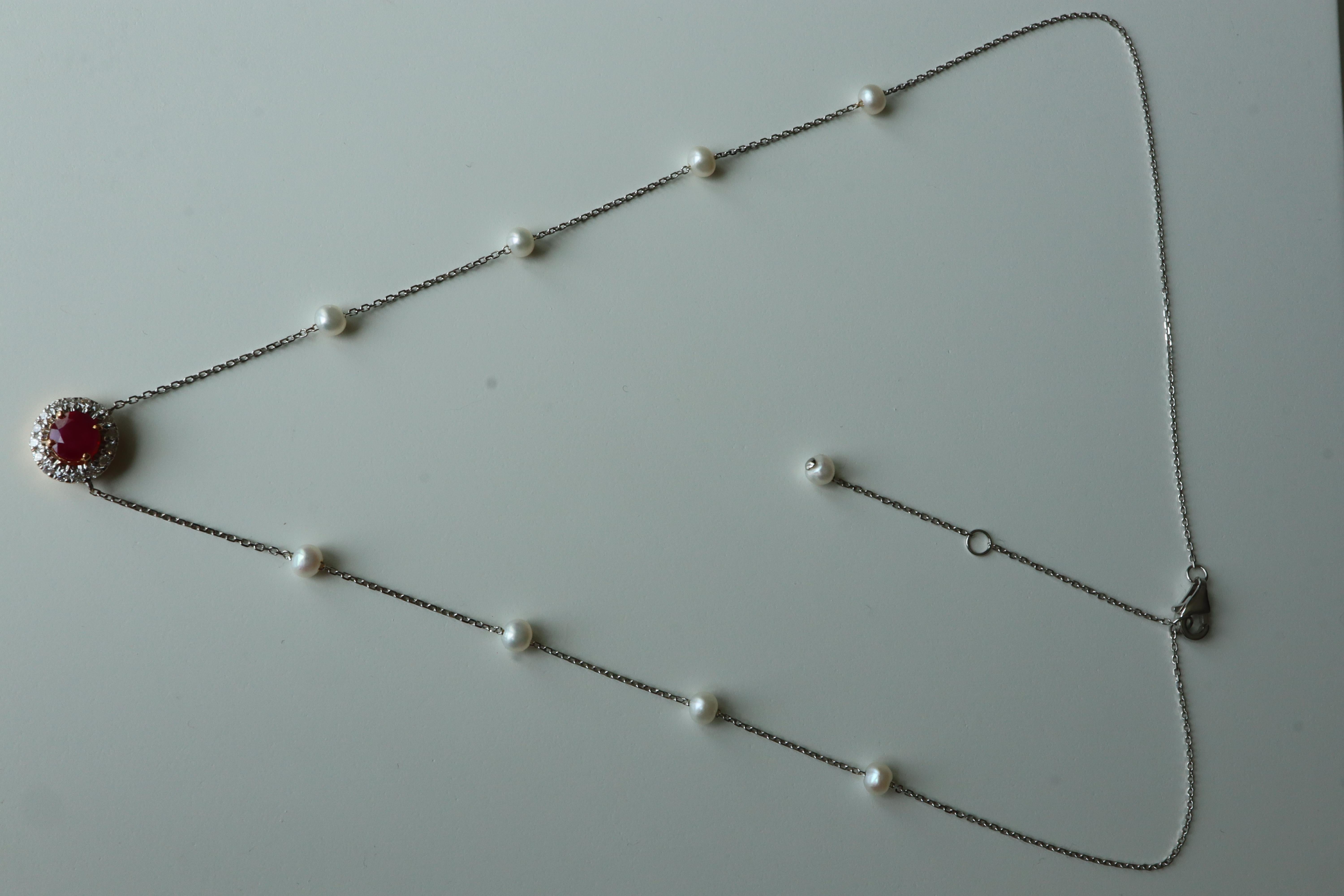 Halskette aus unbehandeltem Burma-Rubin mit natürlichen Diamanten und Akoya-Perlen Damen im Angebot