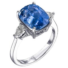 No Heat IGI 7.22 Carat Blue Sapphire
0.30ct Diamonds, 18 Kt. White Gold Ring No Heat IGI 7.22 Carat Blue Sapphire
0.30ct Diamonds, 18 Kt. White Gold Ring