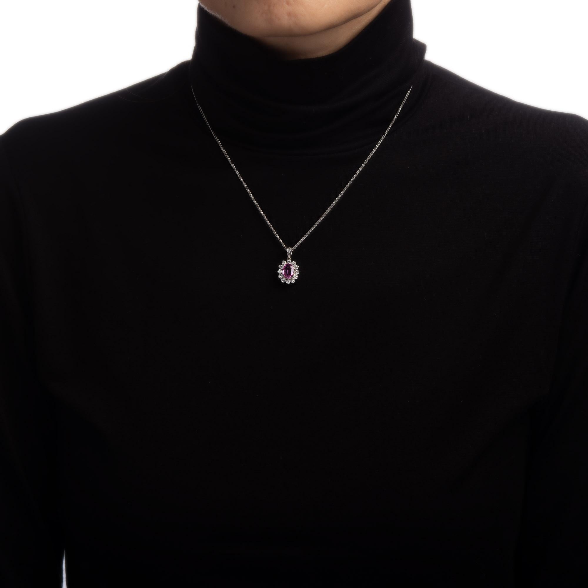 Moderno No Heat Collana di diamanti con zaffiro rosa naturale in oro bianco 18 carati Gioielli d'epoca in vendita
