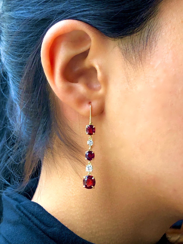 Women's Emeralds Maravellous 6.79 Carats No Heat Red Spinel and Diamond 18K Drop Earring For Sale