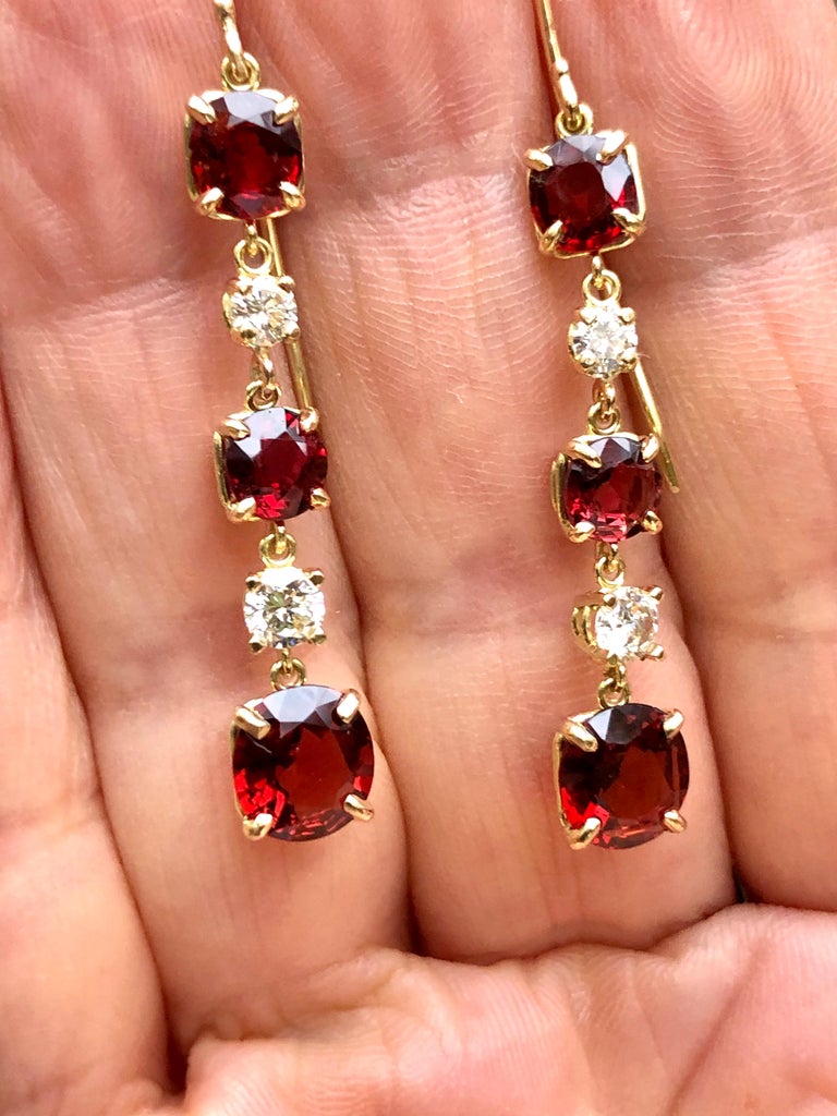 Contemporary Emeralds Maravellous 6.79 Carats No Heat Red Spinel and Diamond 18K Drop Earring For Sale
