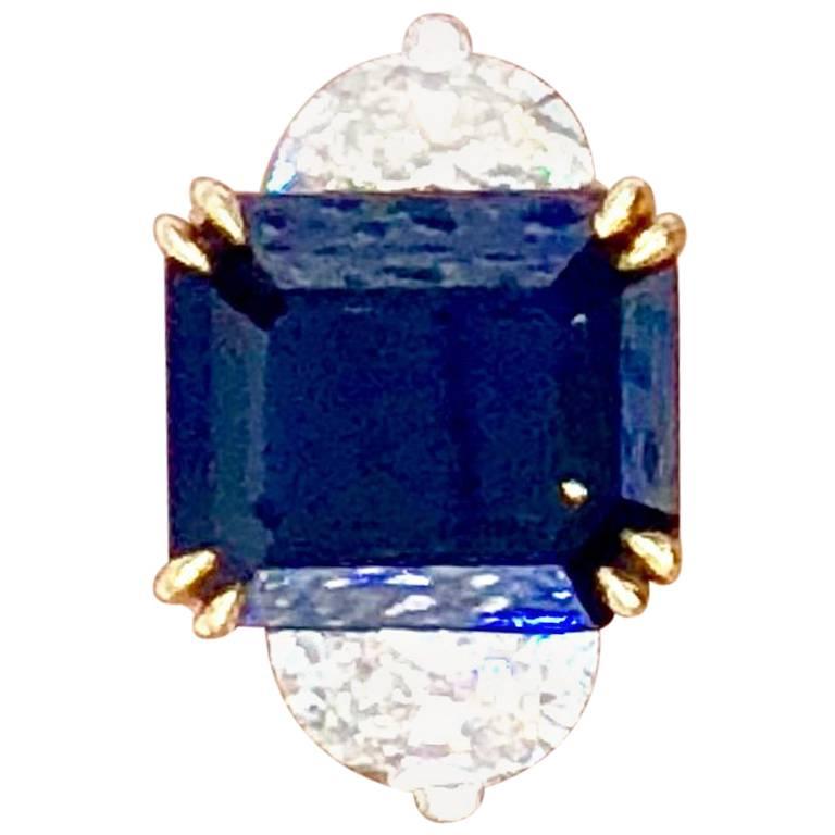 No Heat Sapphire Cocktail Ring For Sale