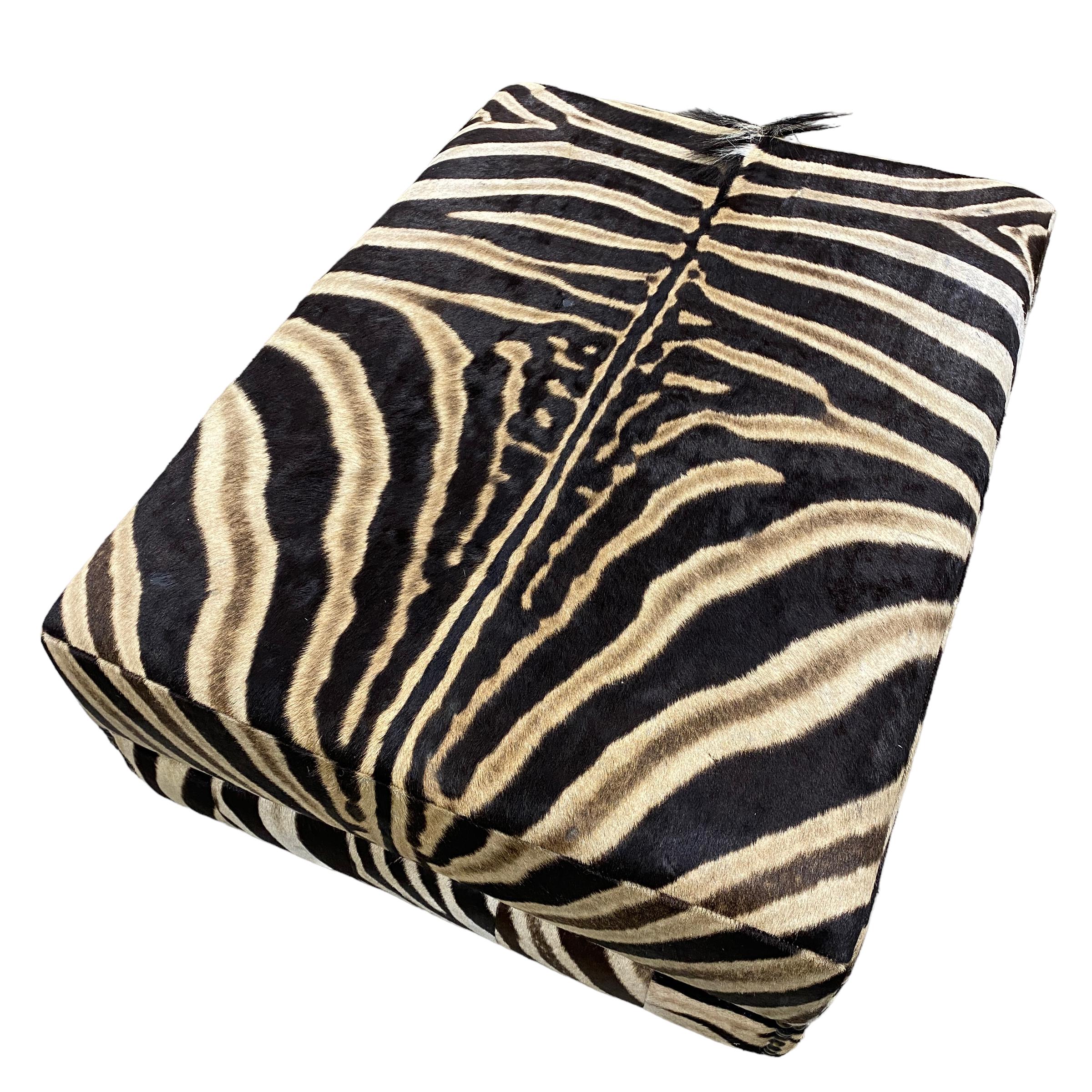 XXIe siècle et contemporain No Legs Zebra Rectangular Ottoman Coffee Table, Real Zebra Skin Furniture Table en vente