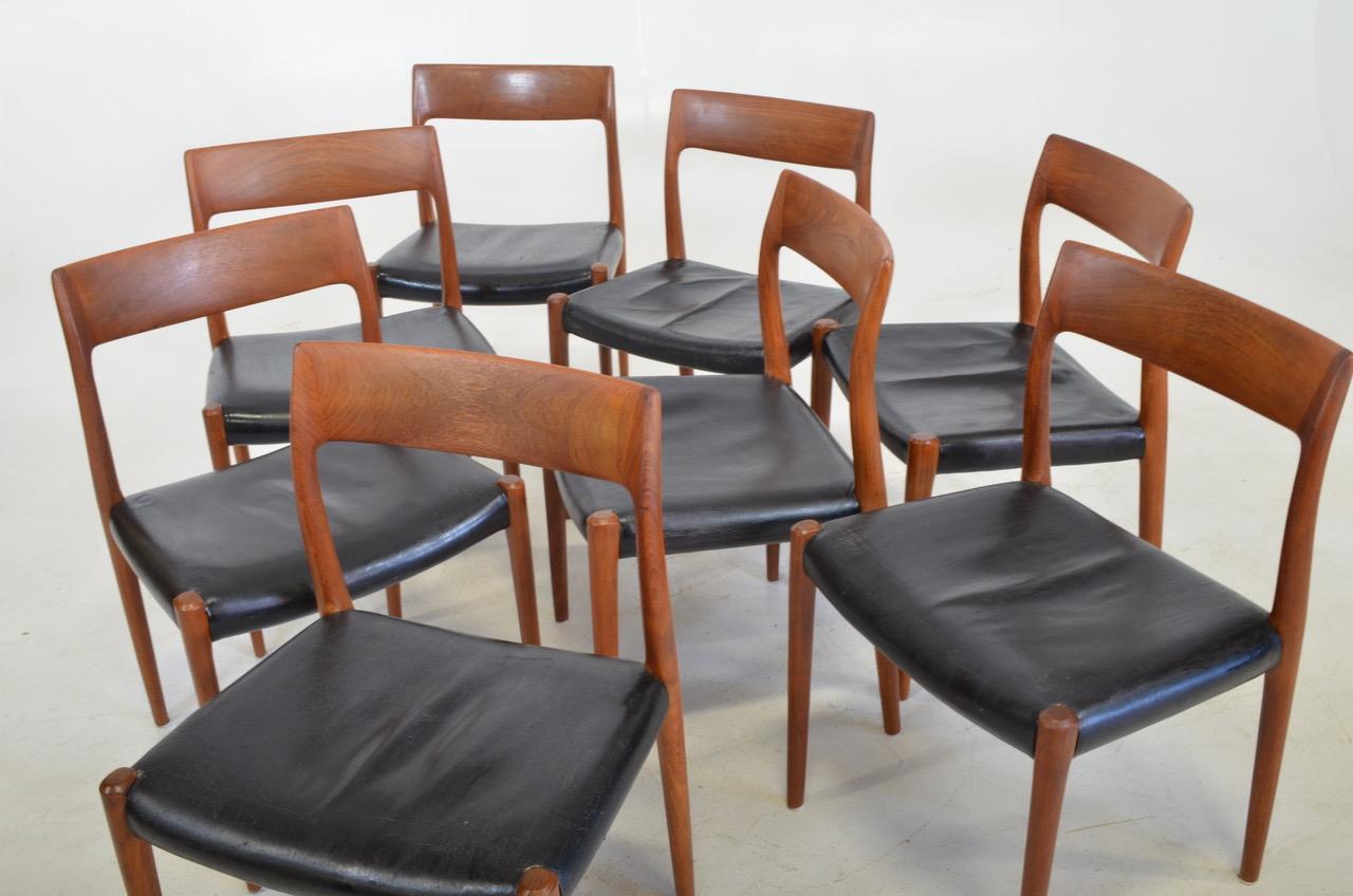 Mid-Century Modern N.O. Møller Teak Dining Chairs, Set of Eight by Møllers Møbelfabrik in Denmark