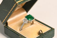 No Oil Colombian Emerald Ring. 2.60ct GIA Gubelin Emerald and Diamond Platinum