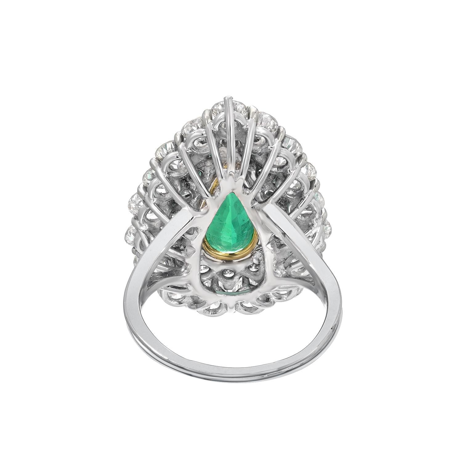 Contemporary No Oil Colombian Emerald Ring 5.31 Carat AGL Certified Untreated