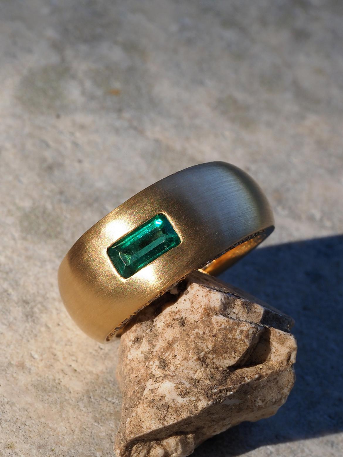 Sin aceite Anillo esmeralda oro amarillo 18K diamantes talla 8.5 regalo aniversario de boda Corte baguette en venta