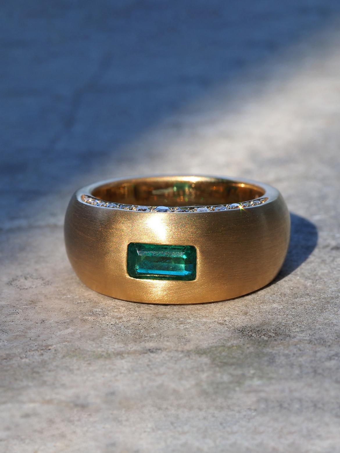 Sin aceite Anillo esmeralda oro amarillo 18K diamantes talla 8.5 regalo aniversario de boda en venta 3