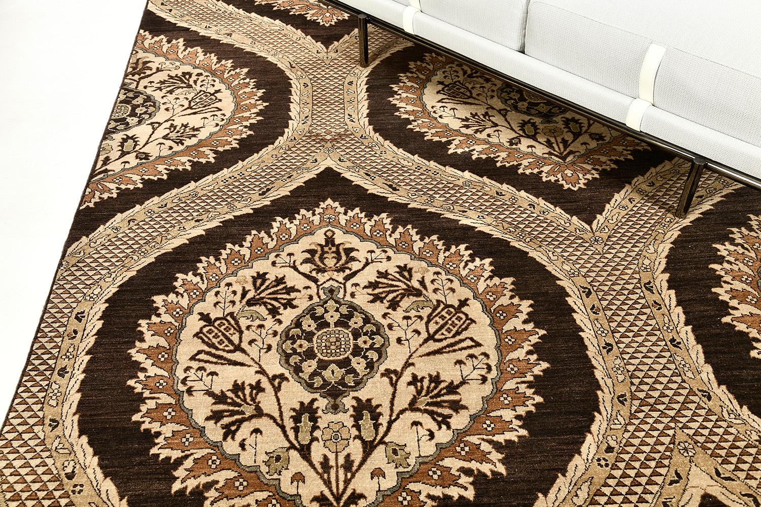 Tapis Mehraban à motif transitionnel teinté naturel Neuf - En vente à WEST HOLLYWOOD, CA