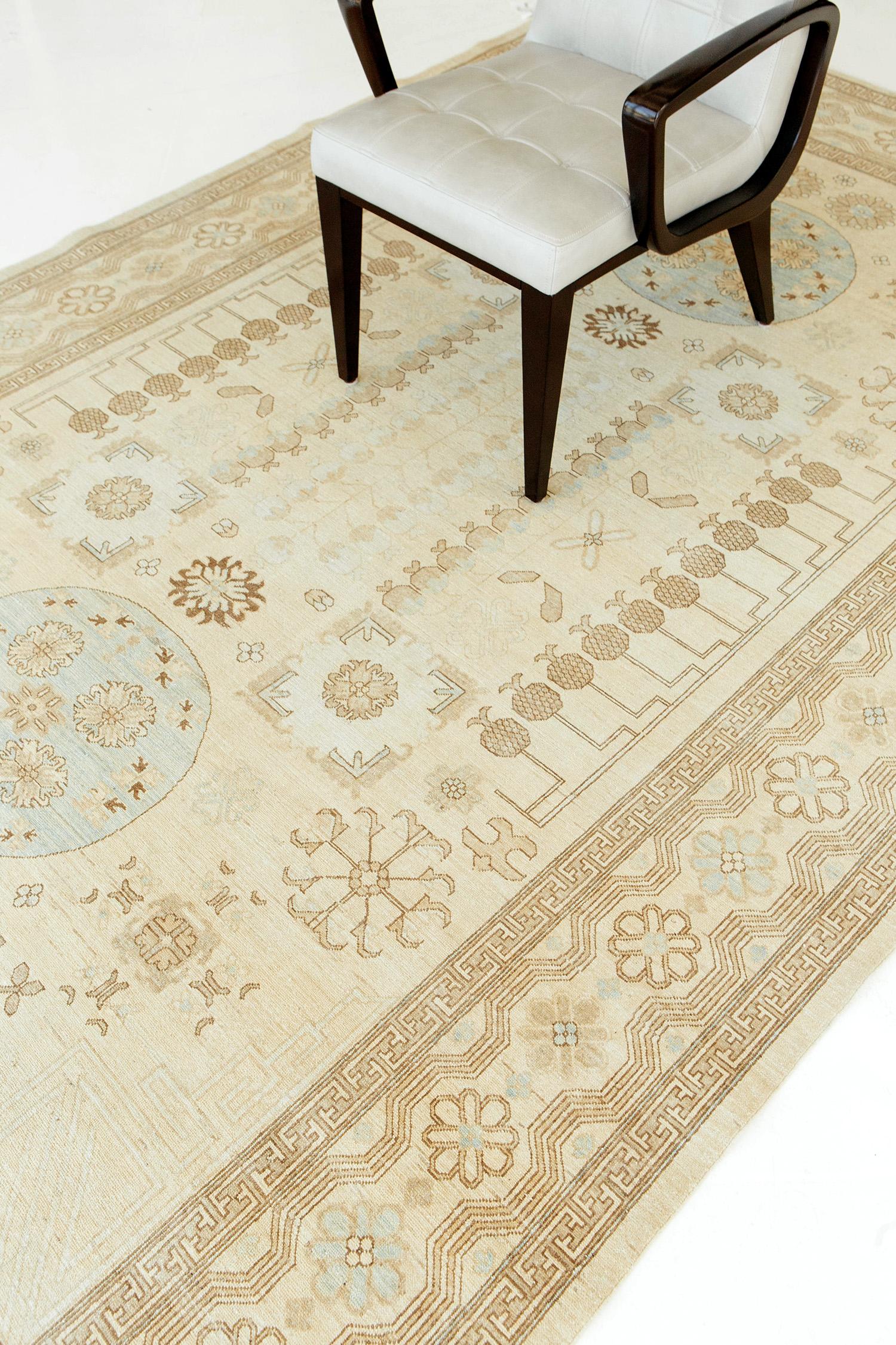 Mehraban Vintage Style Khotan Revival Rug In New Condition For Sale In WEST HOLLYWOOD, CA