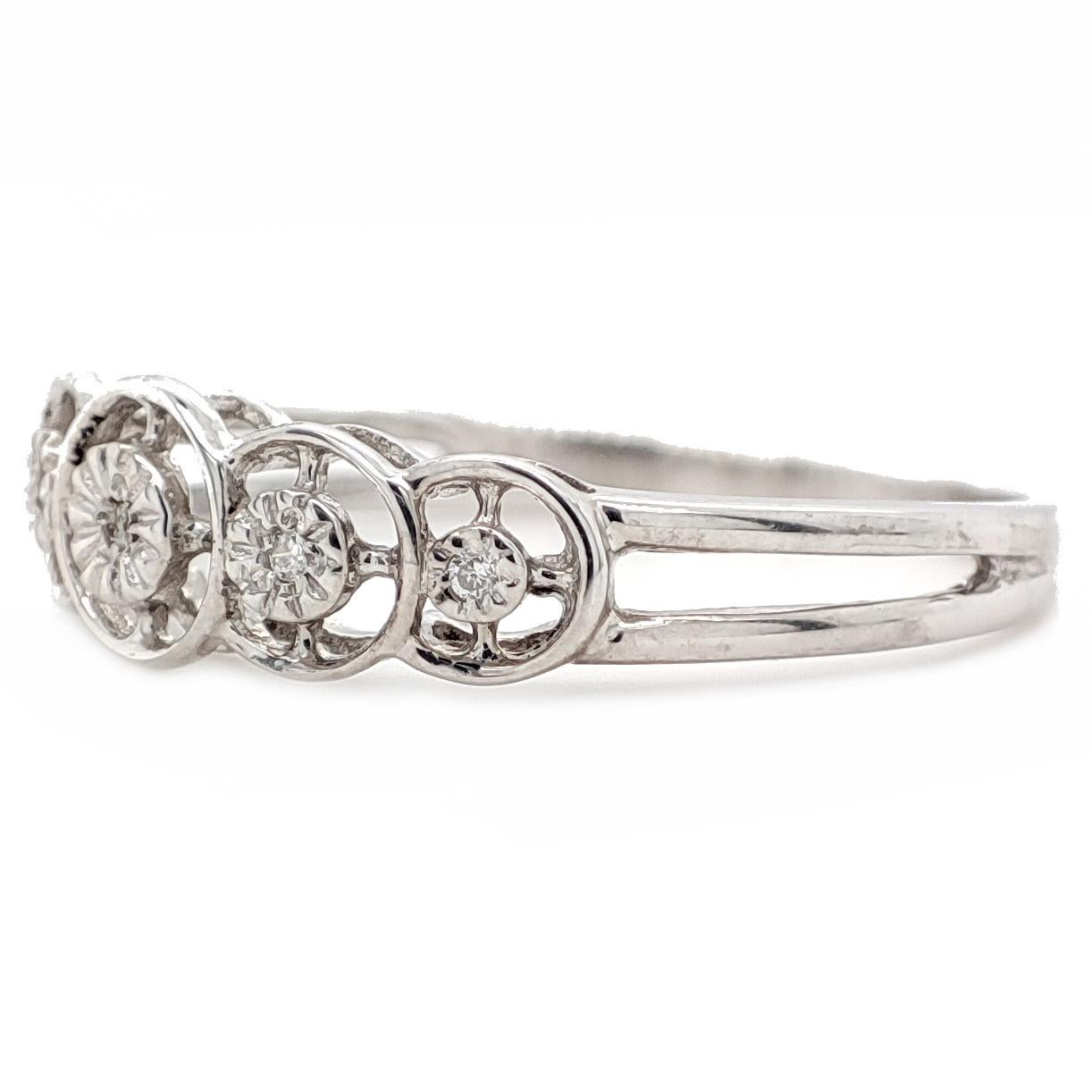 Art Deco NO RESERVE 0.05CT White D - F Diamond Ring 14K White Gold For Sale