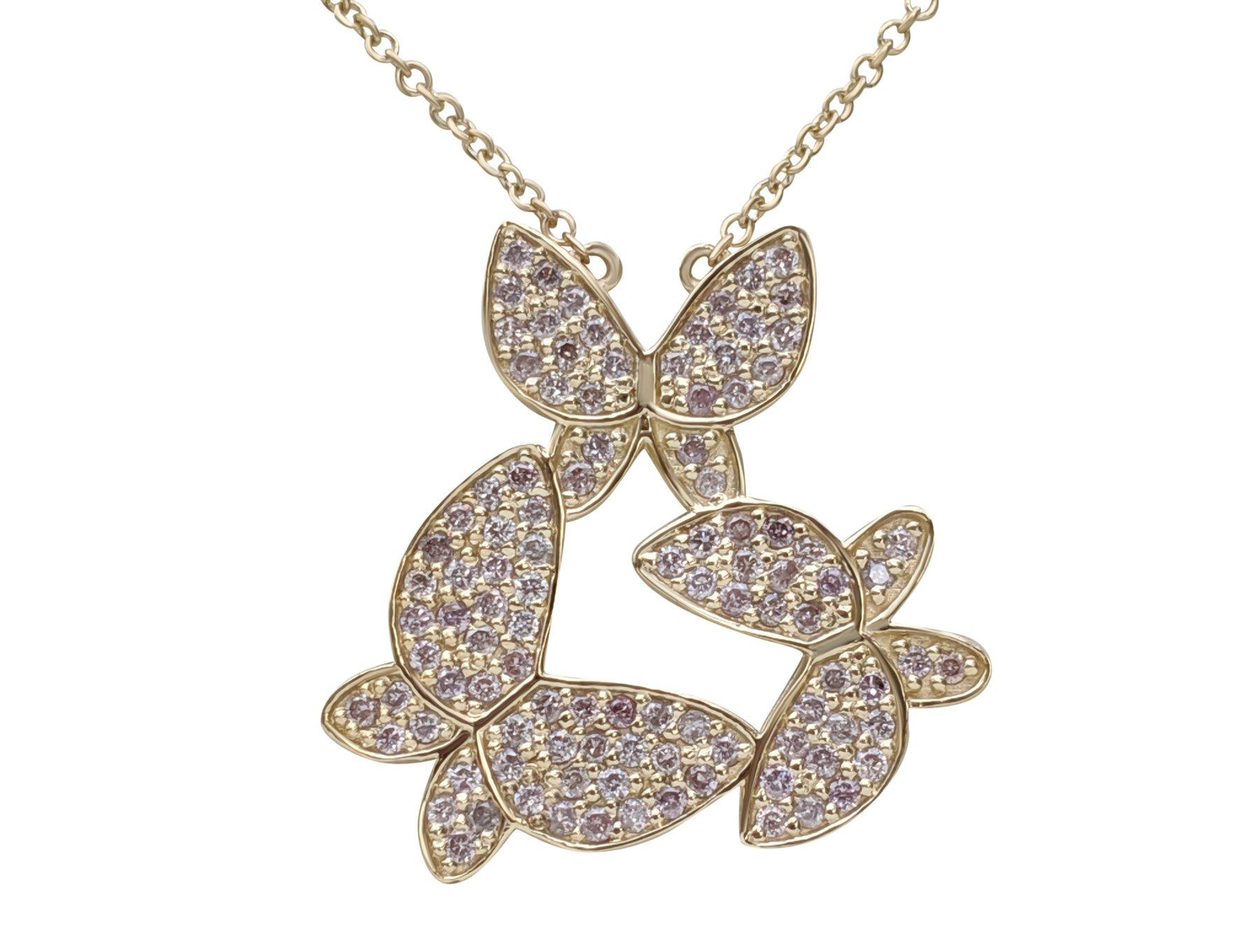NO RESERVE! 0.50 Ct Fancy Pink Diamond 14 kt. Yellow Gold Pendant Necklace For Sale 1