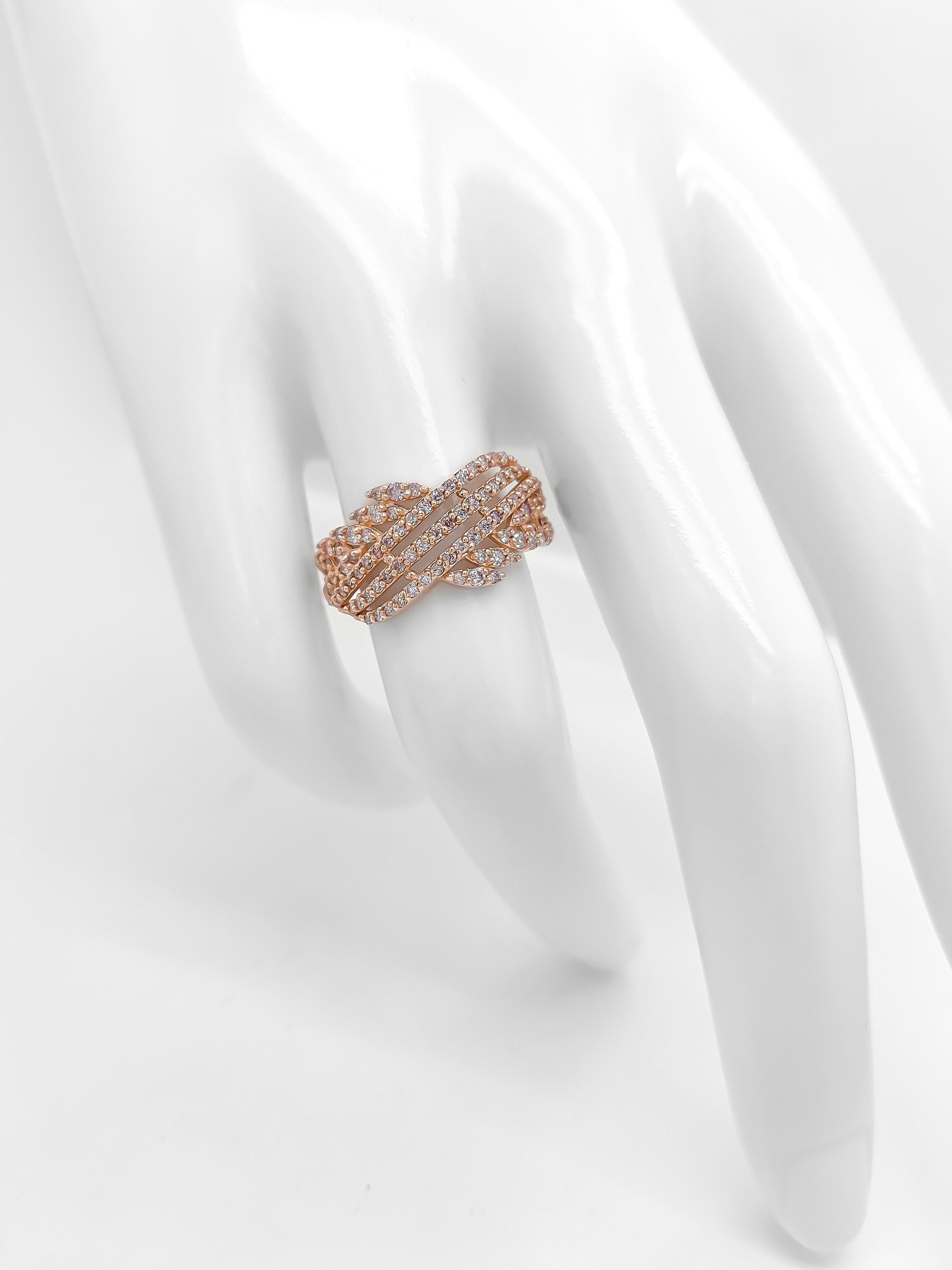 0.60 Carat Round Fancy Pink Diamond Ring 14k Rose Gold In New Condition For Sale In Ramat Gan, IL