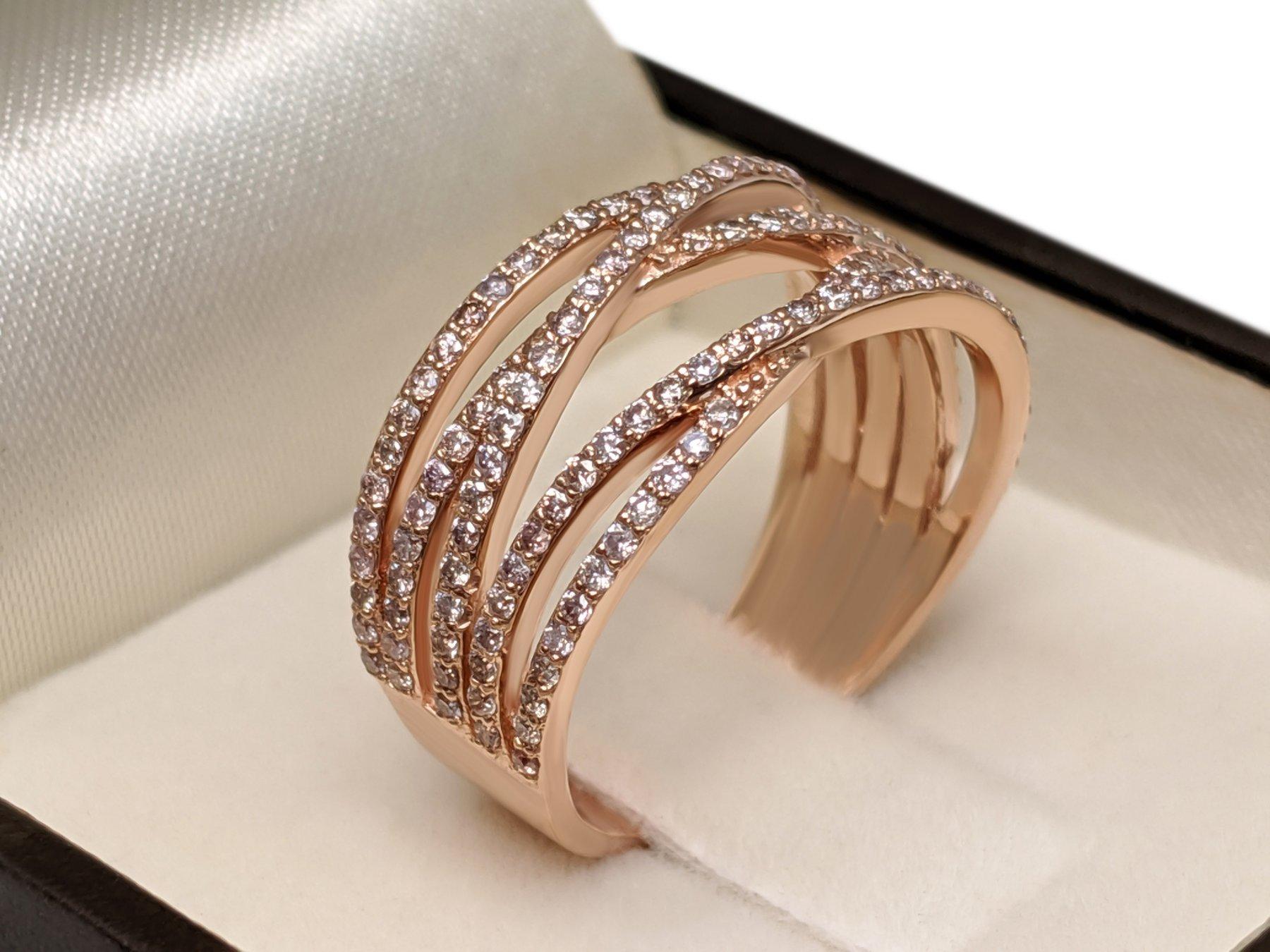 Women's NO RESERVE!  -  0.75 Carat Pink Diamonds - 14K Rose Gold - Ring For Sale