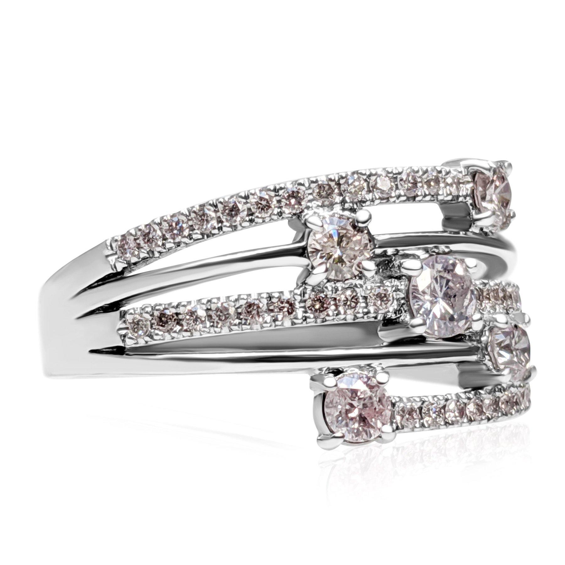 NO RESERVE! - 0.80 Carat Pink Diamonds - 14K White Gold - Ring For Sale 1