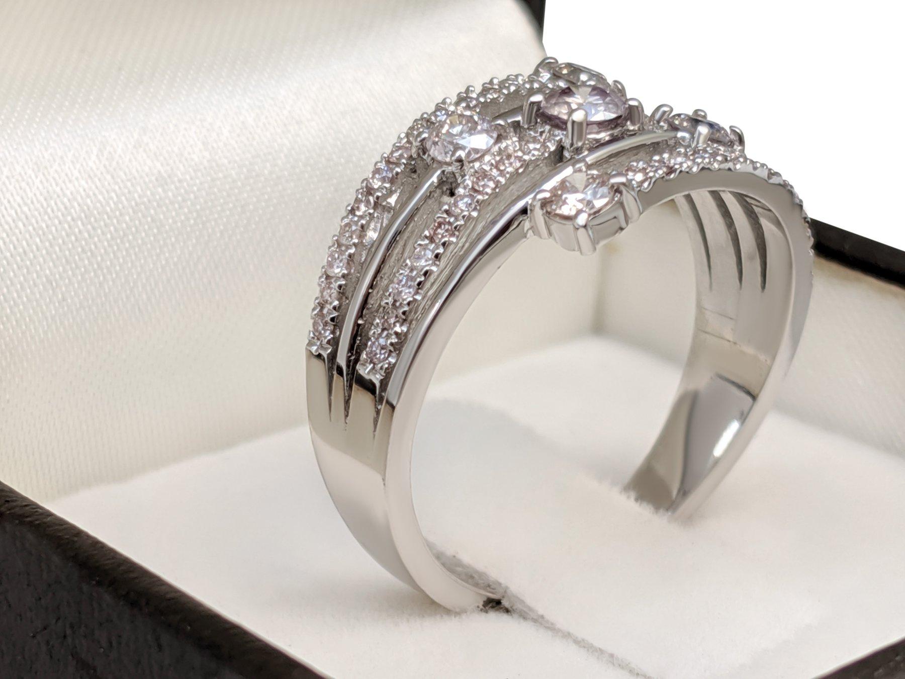 NO RESERVE!  -  0.80 Carat Pink Diamonds - 14K White Gold - Ring For Sale 2