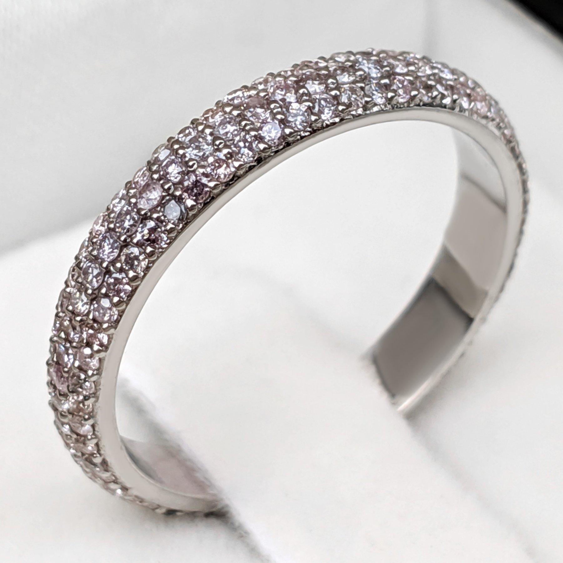NO RESERVE! 1.00Ct Fancy Pink Diamonds Eternity Band - 14 kt. White gold - Ring In New Condition For Sale In Ramat Gan, IL