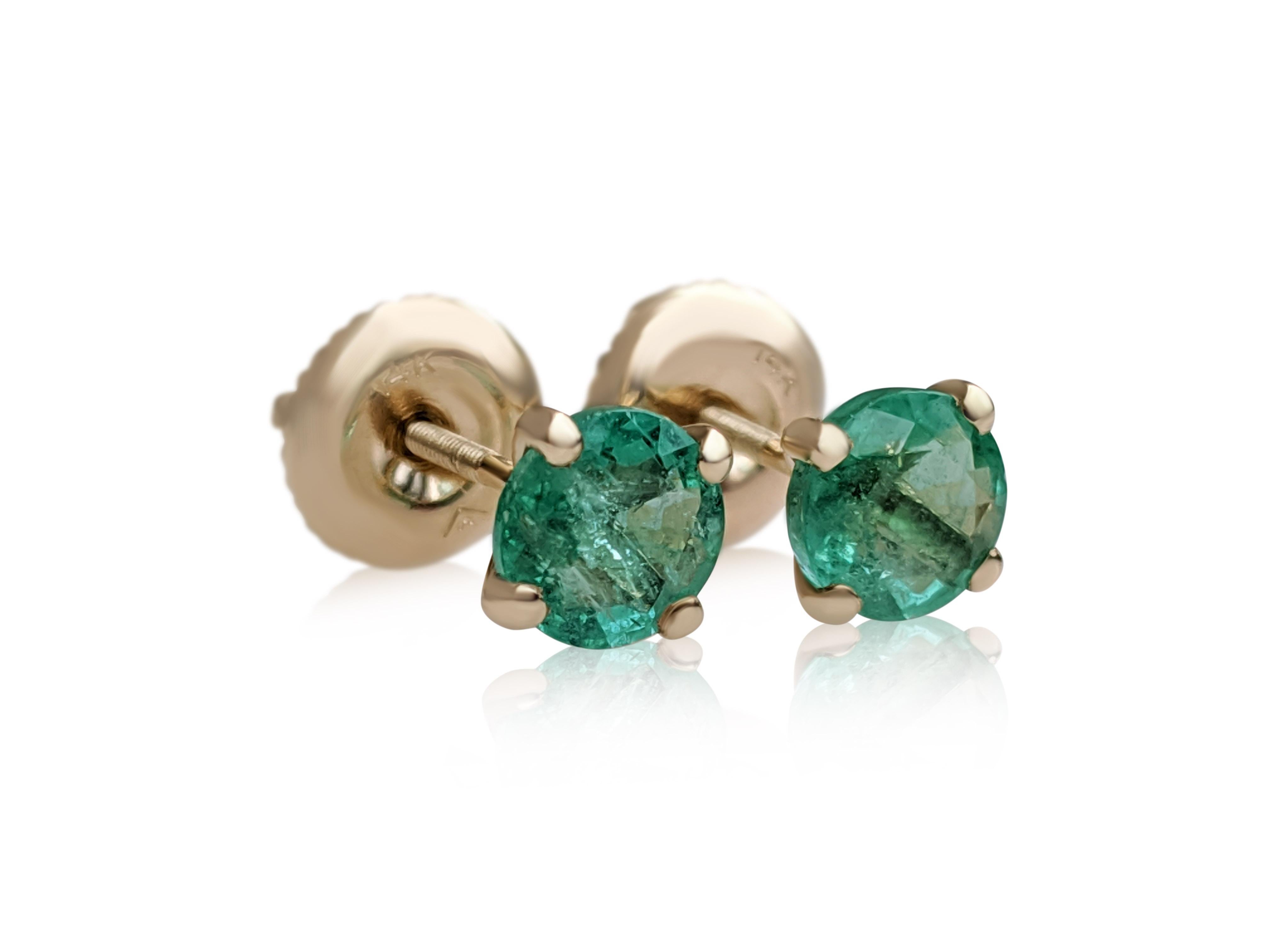 NO RESERVE! 1.04 Ct Emerald - 14 kt. Yellow gold - Earrings In New Condition For Sale In Ramat Gan, IL