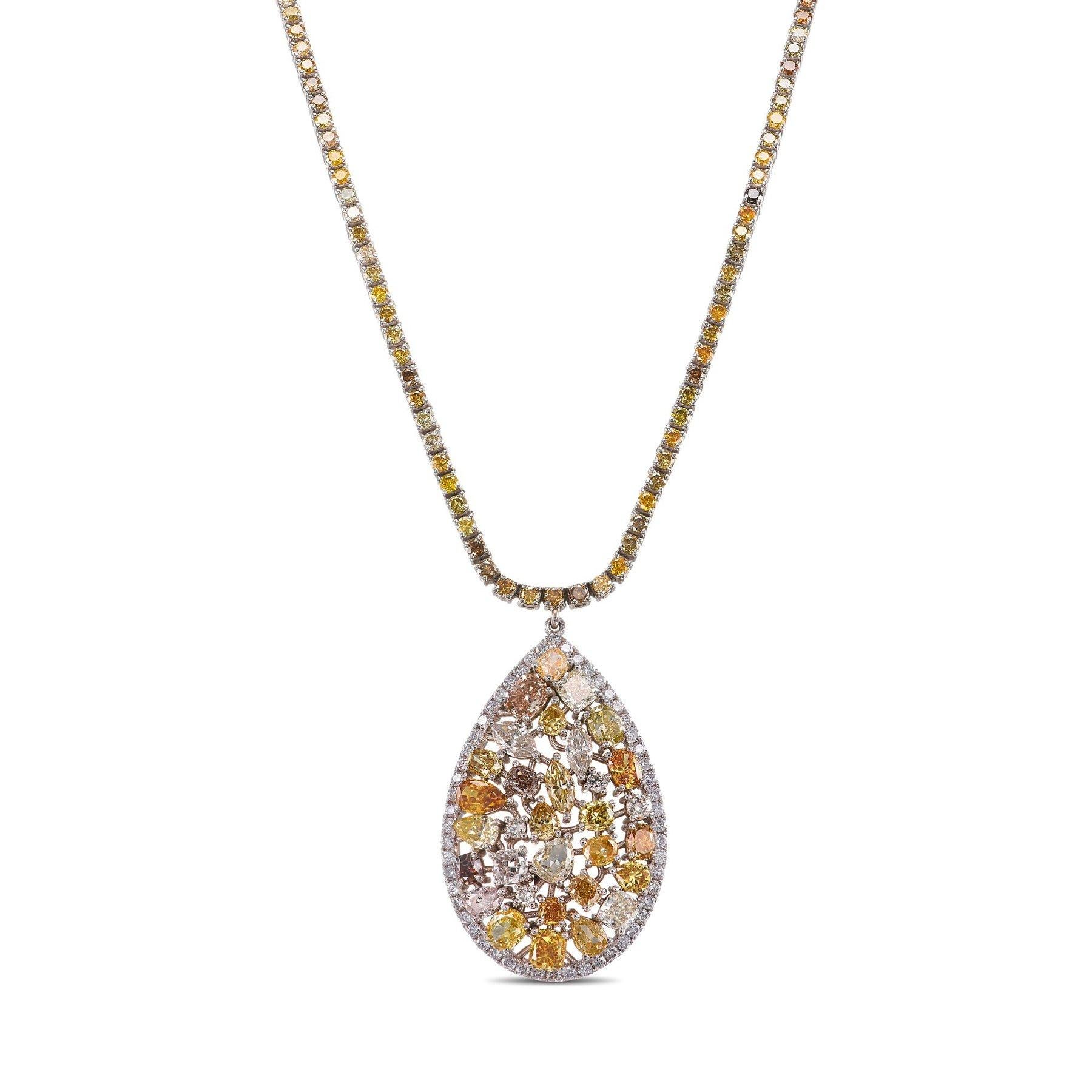 Women's NO RESERVE!  -  10.67 Cttw Fancy Diamonds 14K White Gold Necklace & Pendant For Sale