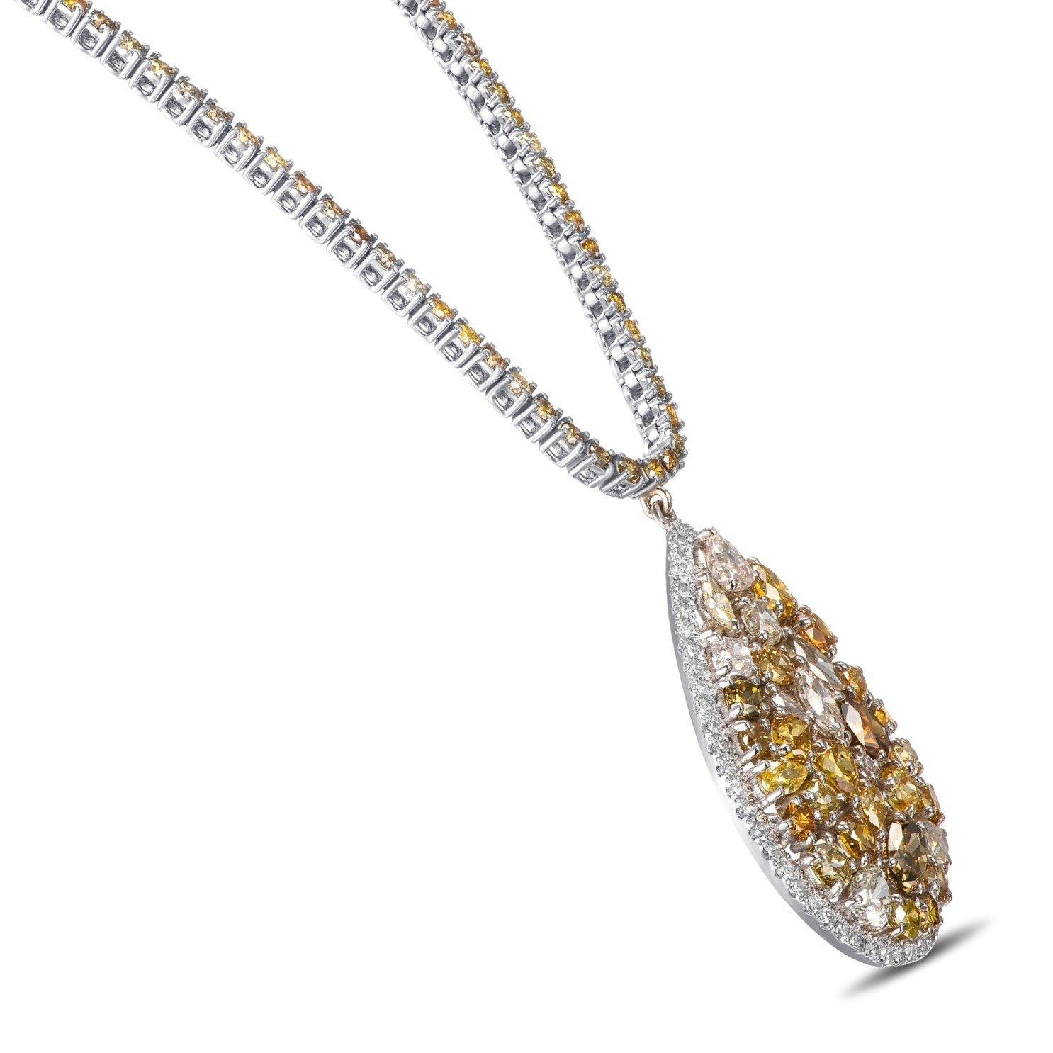 Art Deco NO RESERVE!  -  10.75Cttw Fancy Diamonds - 14K White gold Necklace With Pendant  For Sale