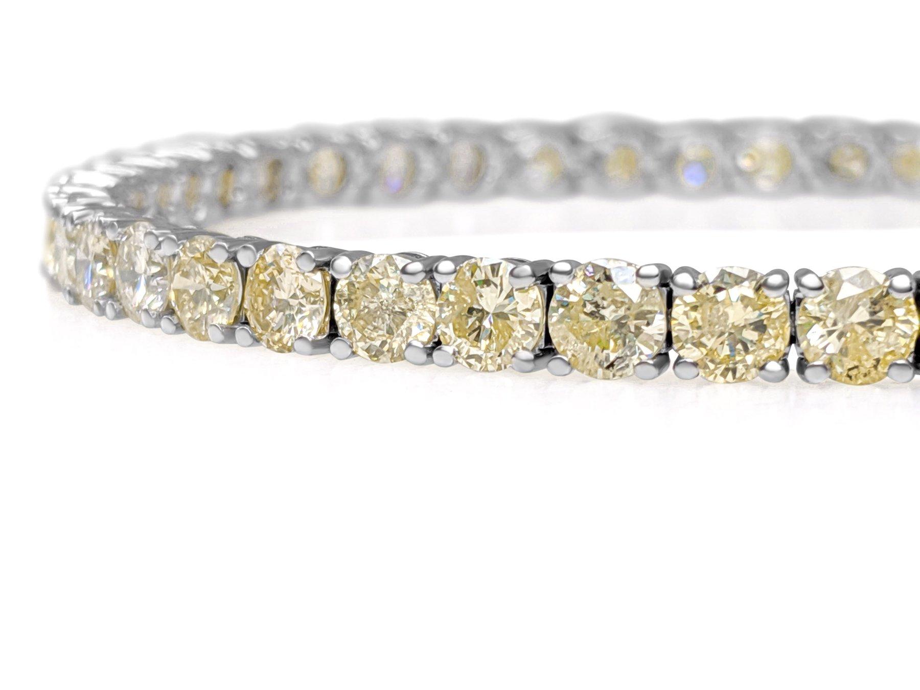 KEINE RESERVE!  -  11,00 Karat Ausgefallenes Diamant-Tennis-Armband aus 14K Weißgold Damen im Angebot
