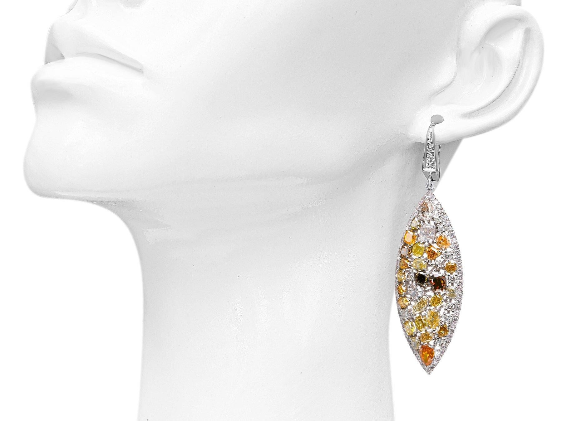 KEINE RESERVE!  -  11,55cttw Ausgefallene farbige Diamanten - 14 kt. Weißgold - Ohrringe (Gemischter Schliff) im Angebot