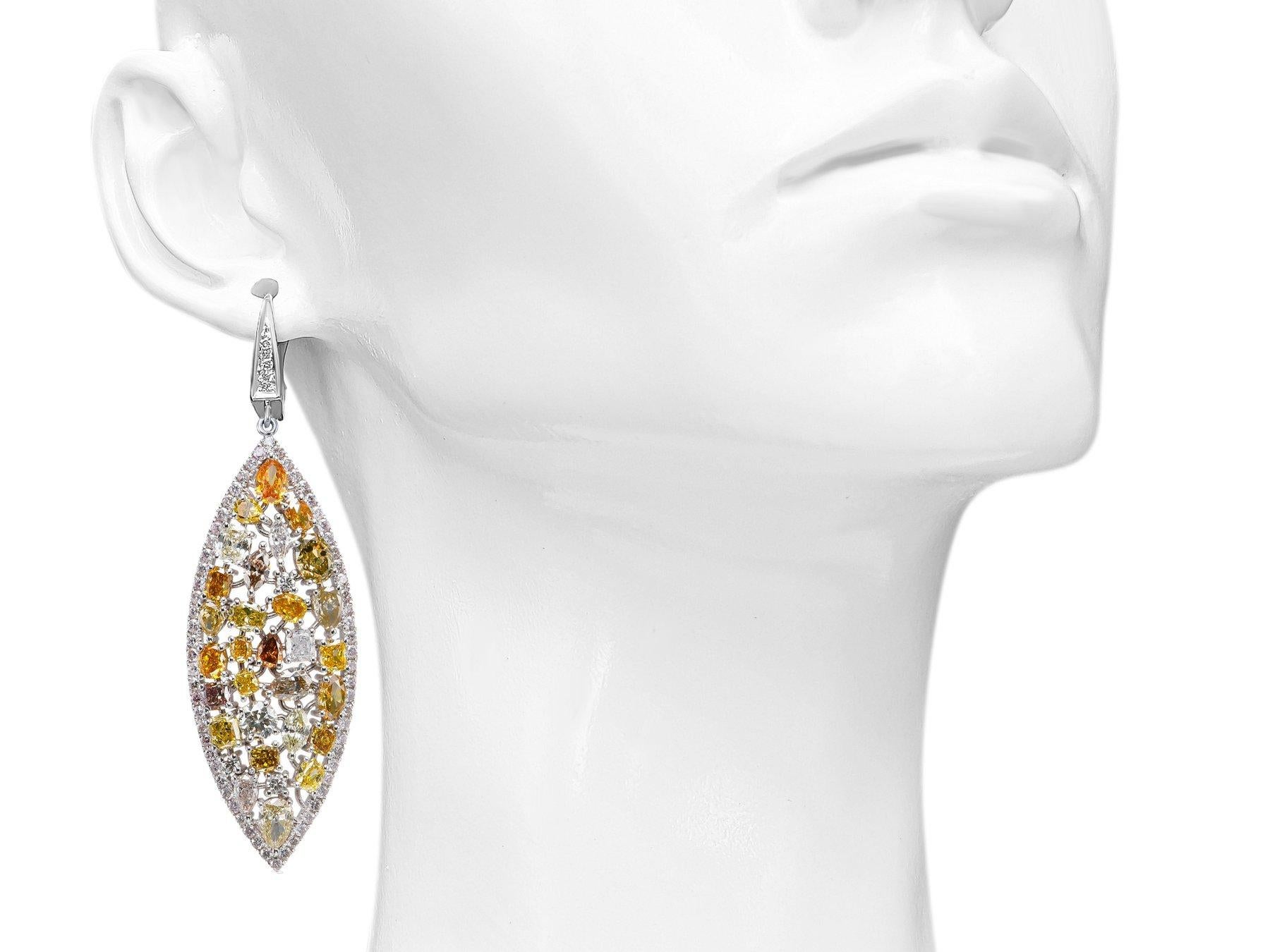 KEINE RESERVE!  -  11,55cttw Ausgefallene farbige Diamanten - 14 kt. Weißgold - Ohrringe im Zustand „Neu“ im Angebot in Ramat Gan, IL