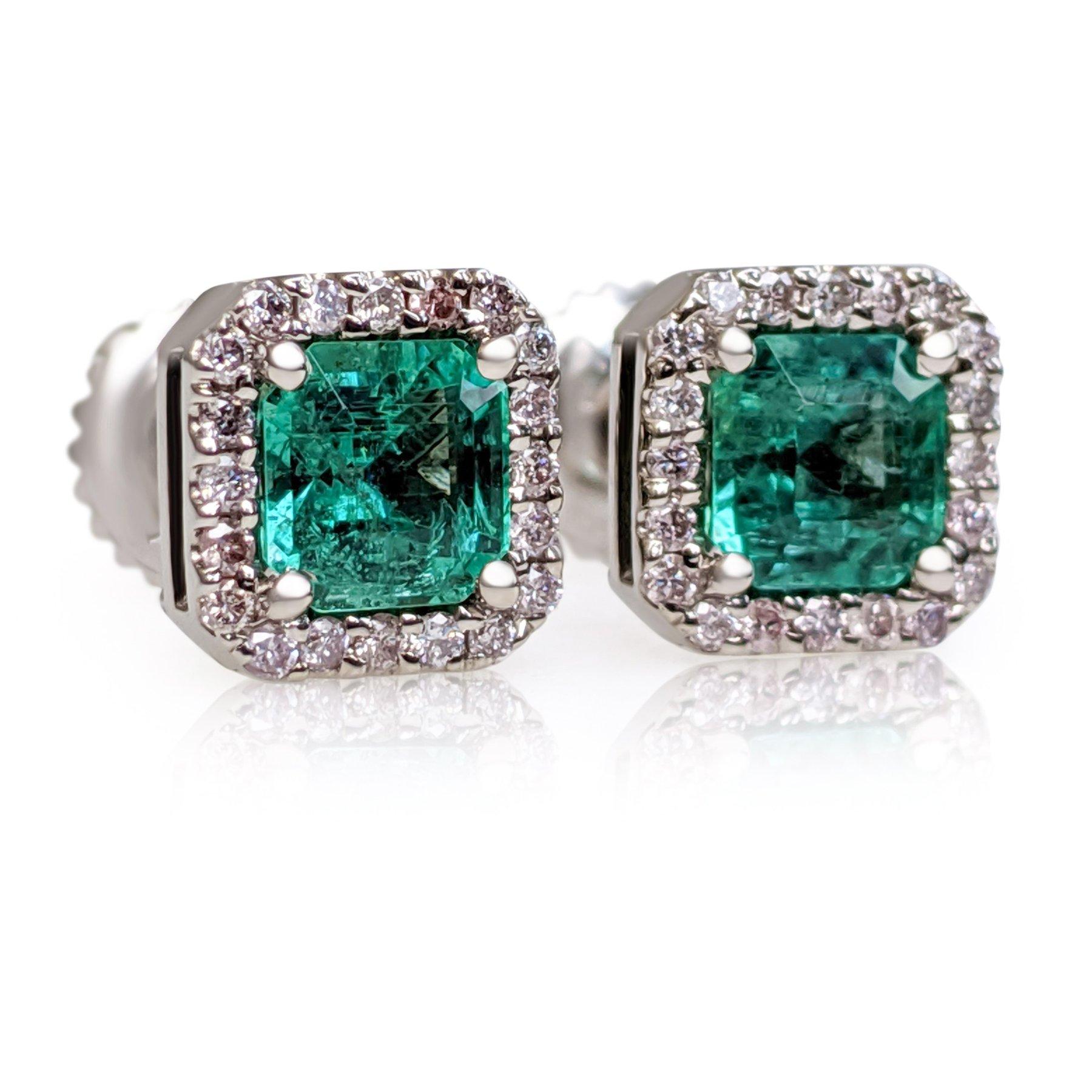 NO RESERVE! 1.26Ct Emerald & 0.20Ct Diamonds - 14 kt. White gold - Earrings In New Condition In Ramat Gan, IL