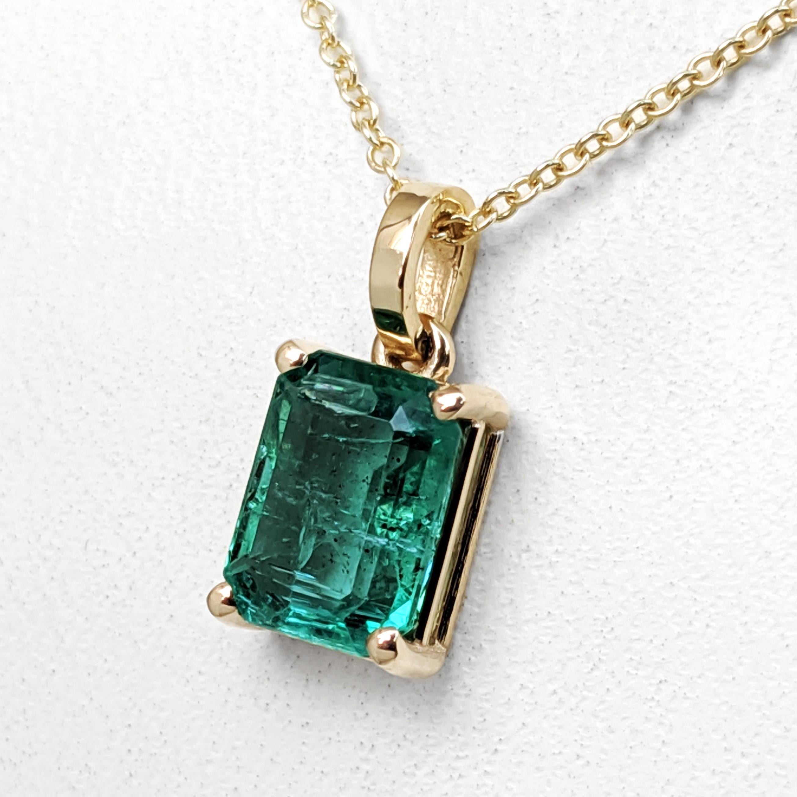 Women's NO RESERVE! 1.33 Carat Emerald - 14 kt. Gold - Pendant Necklace
