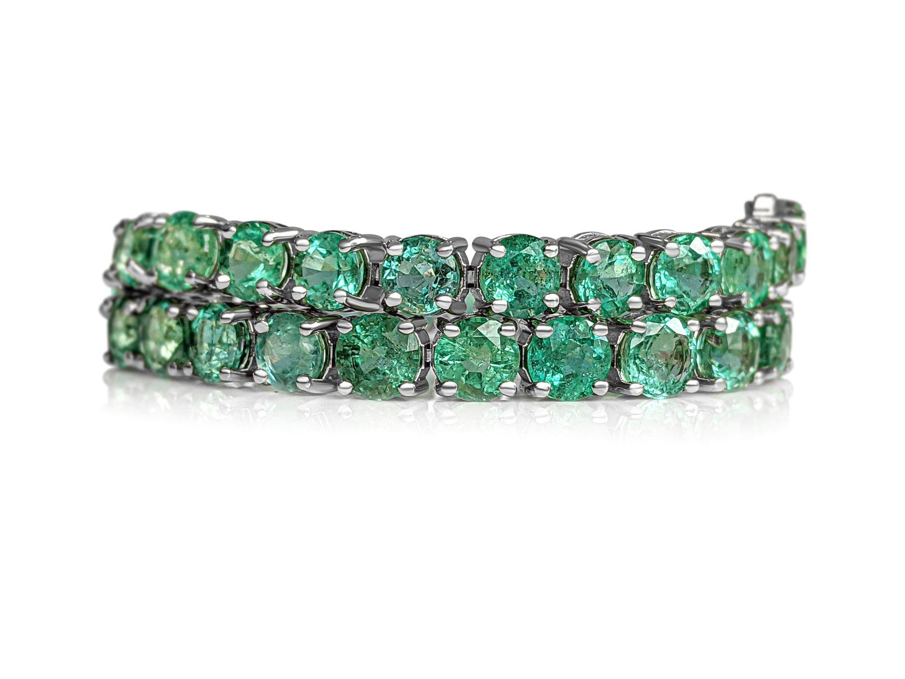 NO RESERVE!  -  13.44 Carat Natural Emerald Tennis 14K White Gold Bracelet In New Condition In Ramat Gan, IL