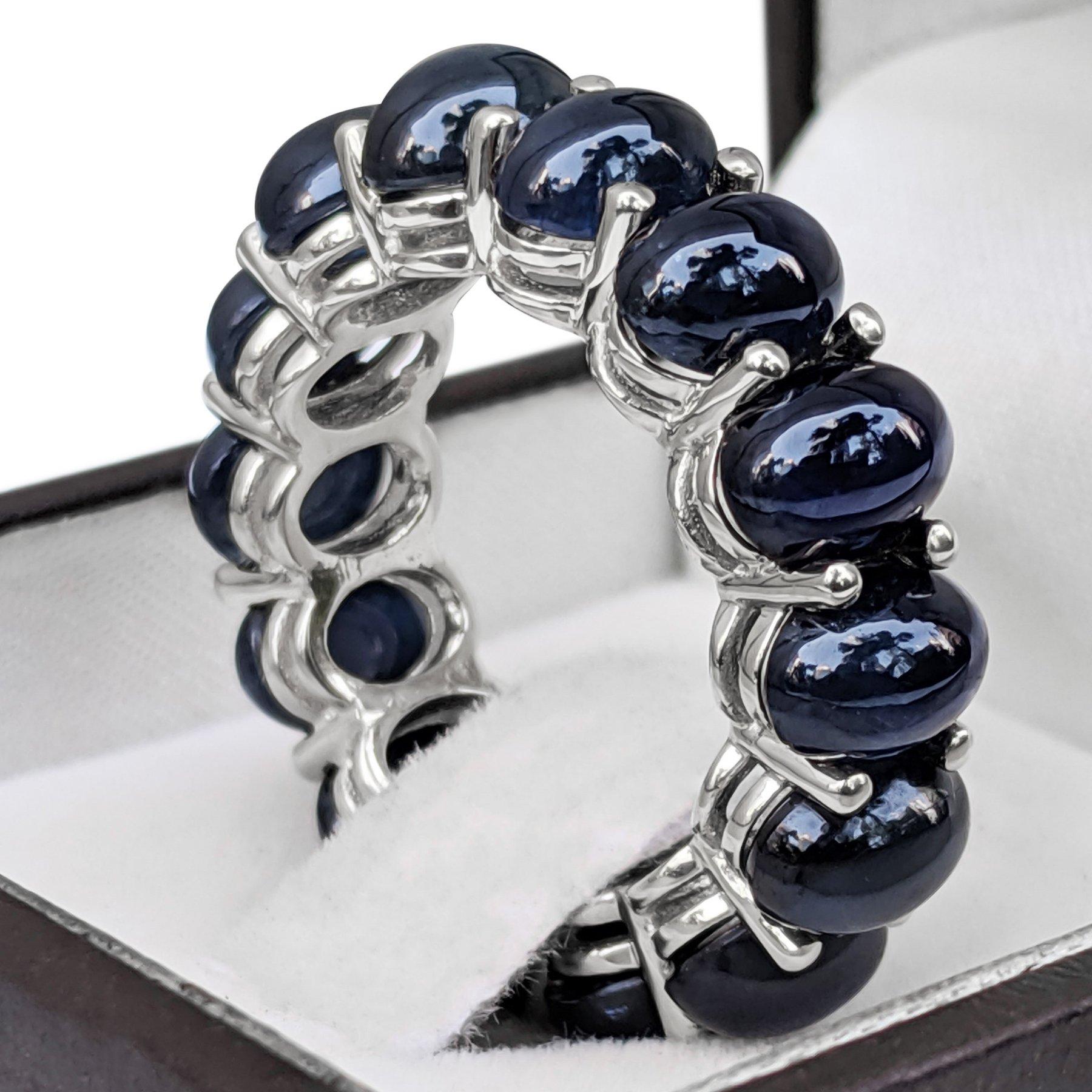 Women's NO RESERVE! 13.94 Carat Sapphire Eternity Band - 14 kt. White Gold - Ring For Sale