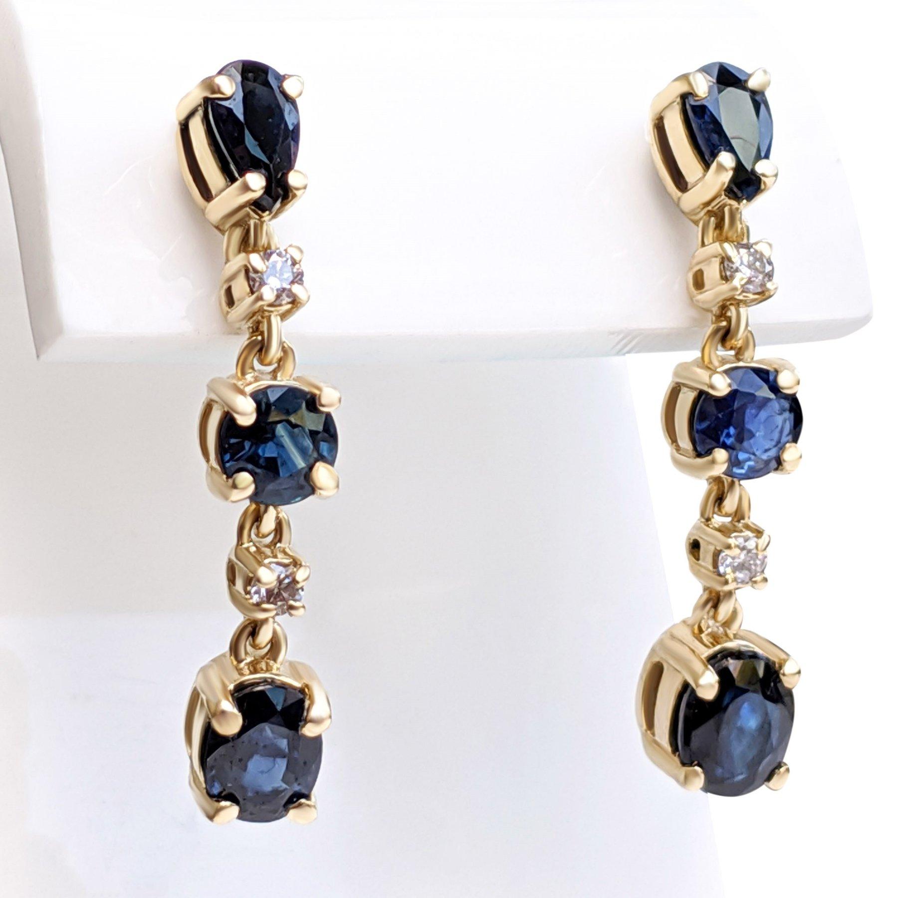 Women's NO RESERVE!  1.50Ct Sapphire & 0.10 Diamonds - 14K Yellow Gold Earrings For Sale