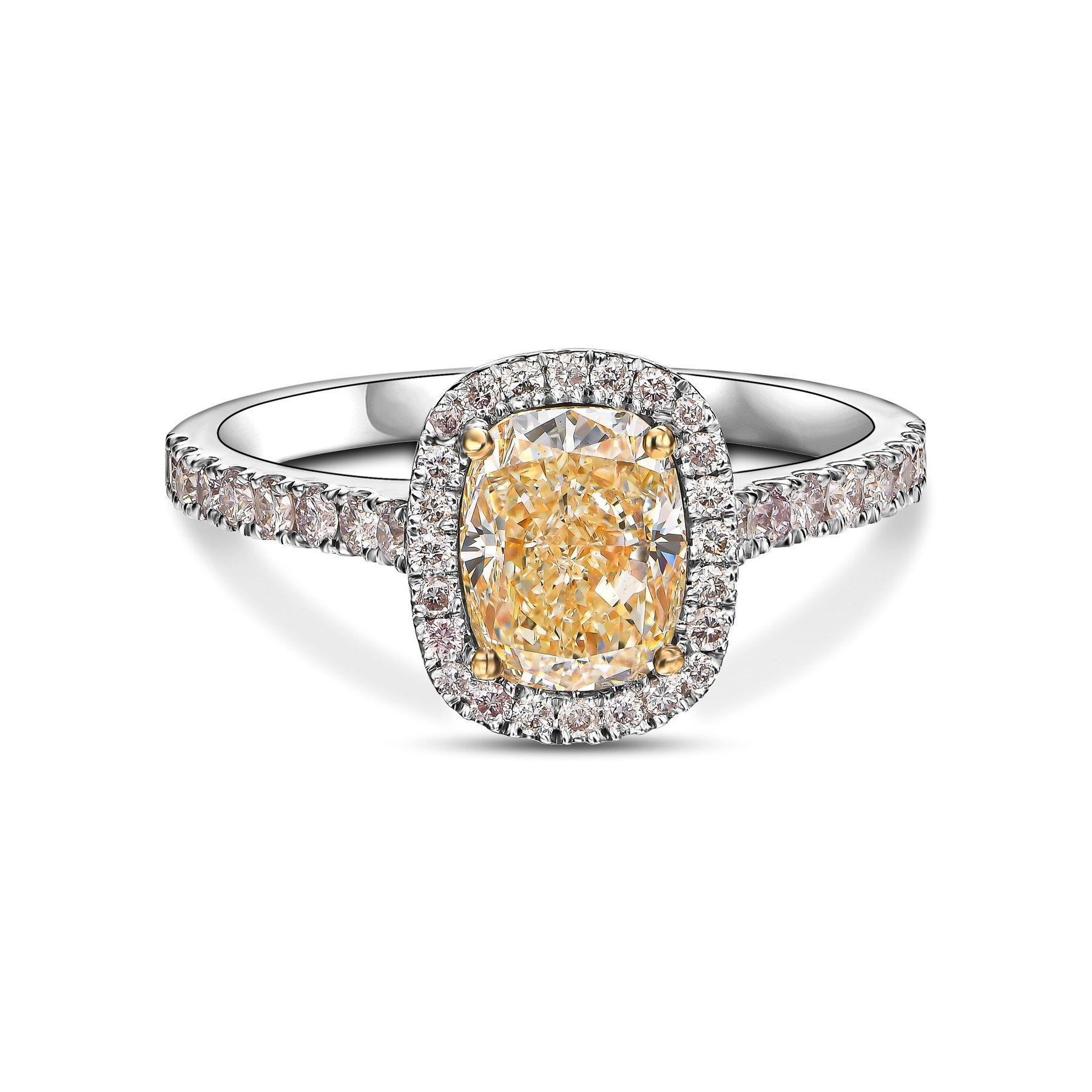 Art Deco NO RESERVE!  1.60 cttw Fancy Diamonds - 18K White & Yellow Gold Ring For Sale