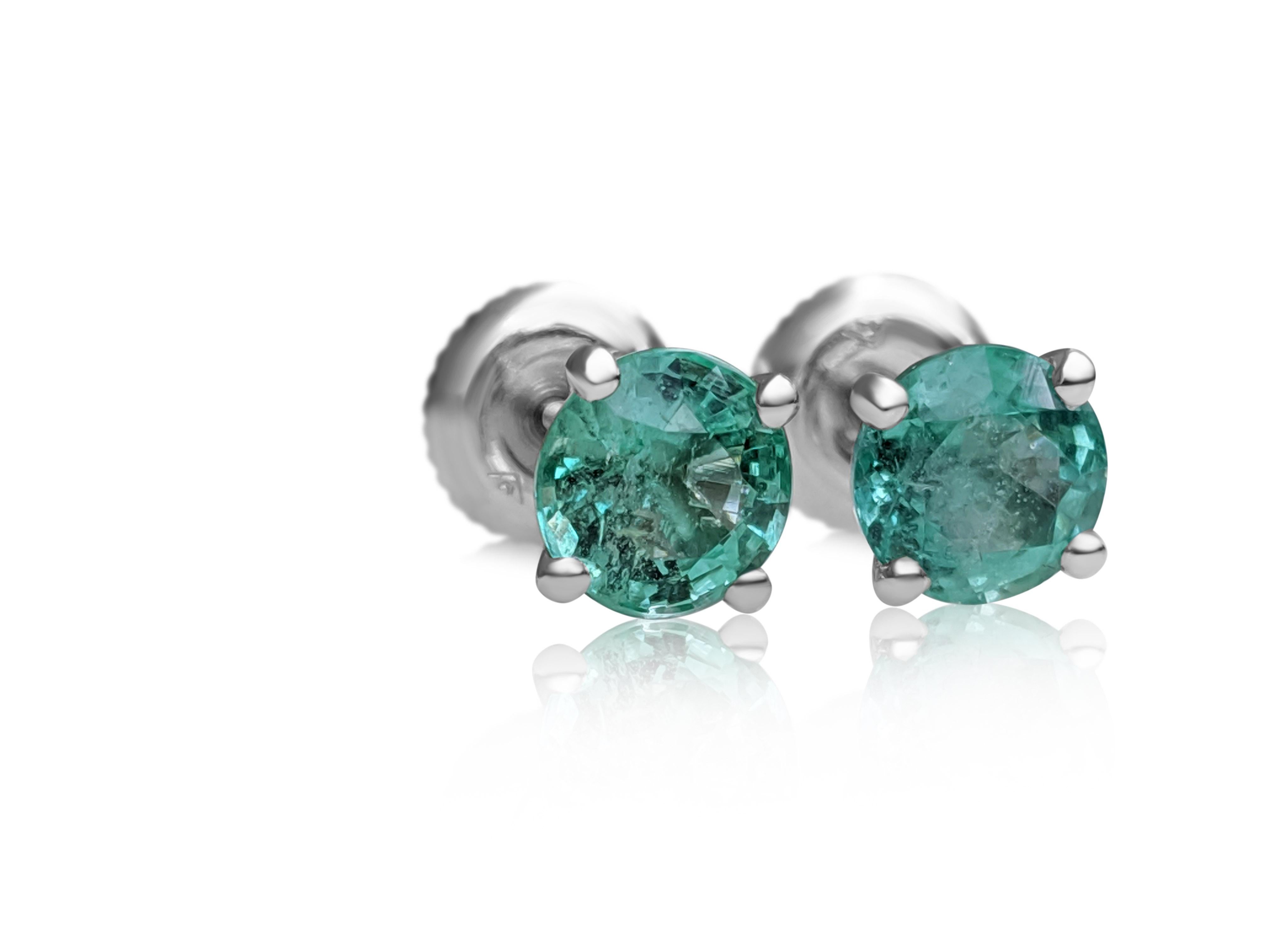 NO RESERVE! 1.68 Ct Emerald - 14 kt. Yellow gold - Earrings In New Condition For Sale In Ramat Gan, IL