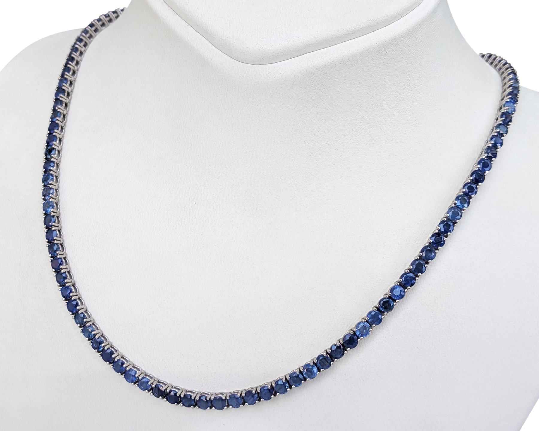Round Cut NO RESERVE! 17.92 Carat Sapphire Riviera 14kt White gold - Necklace For Sale