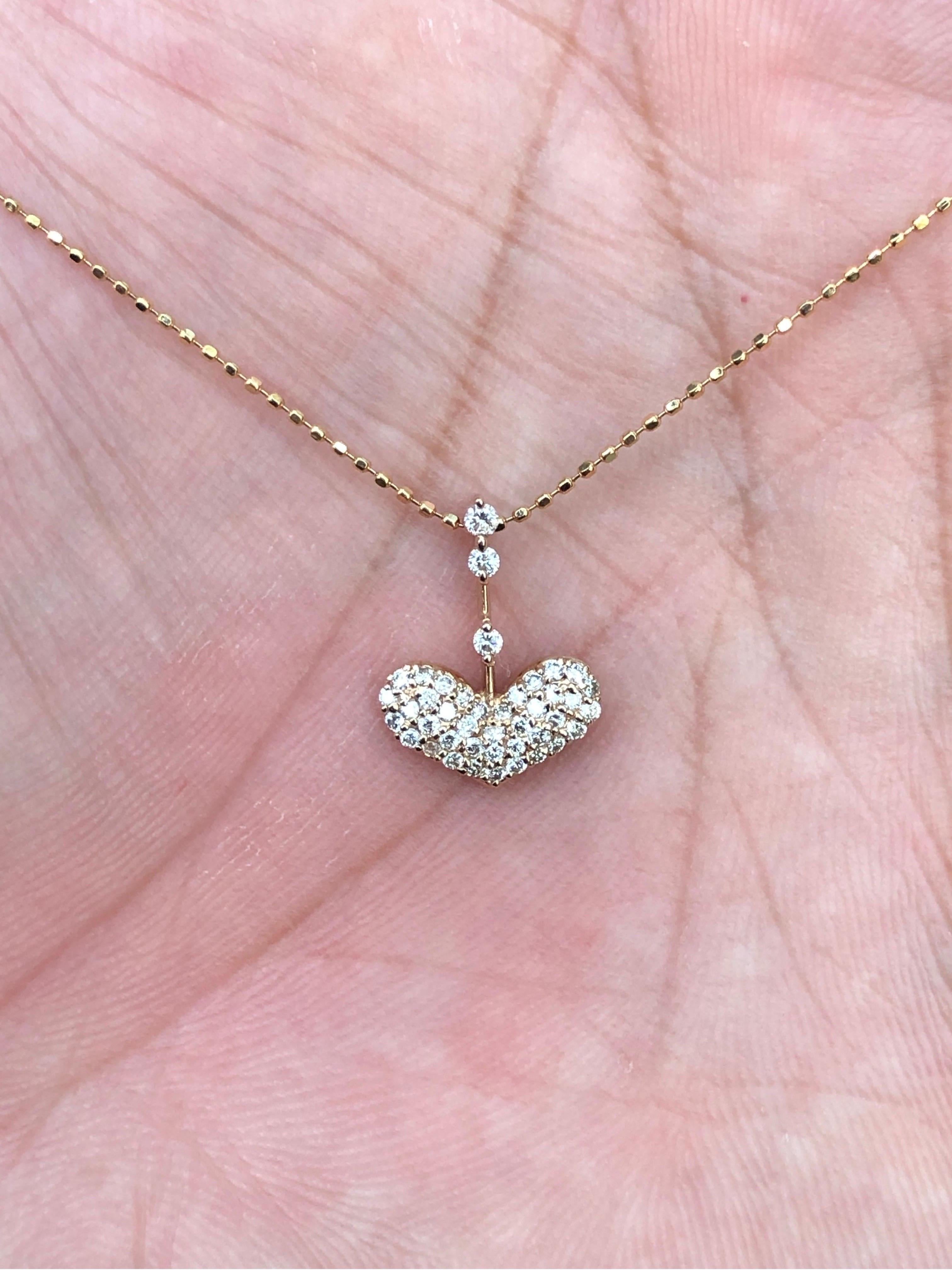 Round Cut No Reserve 18K Gold Diamonds Pendant and Necklace  For Sale