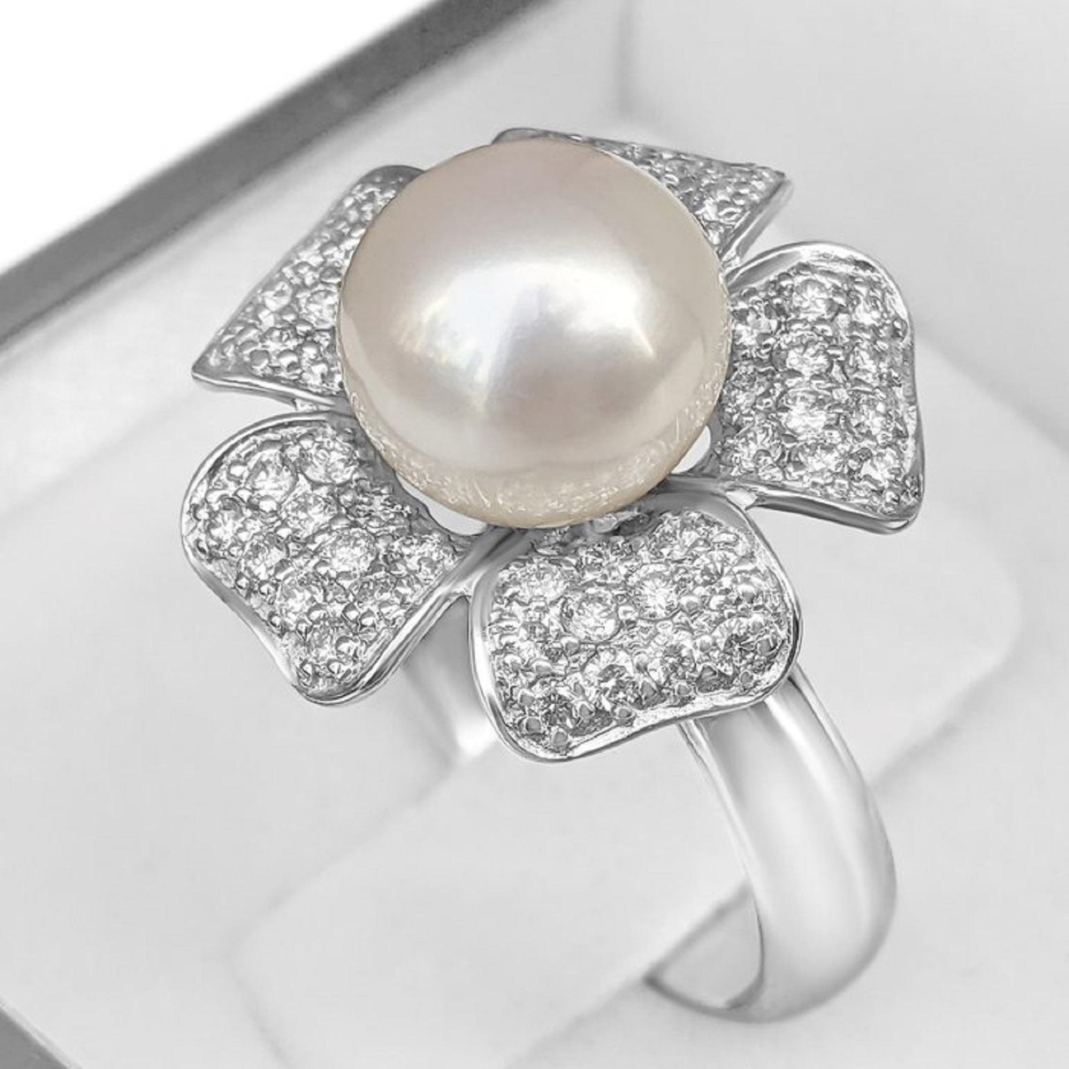 Round Cut No Reserve! - 18k White Gold 9mm Freshwater Pearl, 0.40cttw Diamonds Ring For Sale