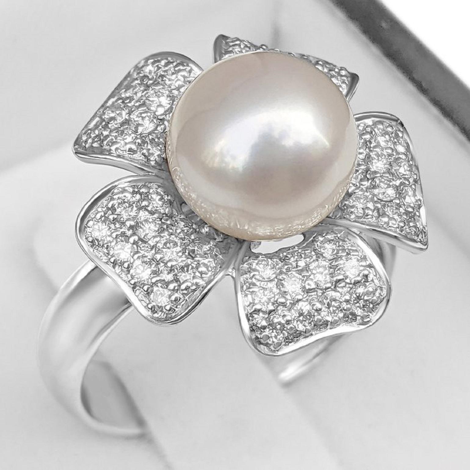 No Reserve! - 18k White Gold 9mm Freshwater Pearl, 0.40cttw Diamonds Ring In New Condition For Sale In Ramat Gan, IL