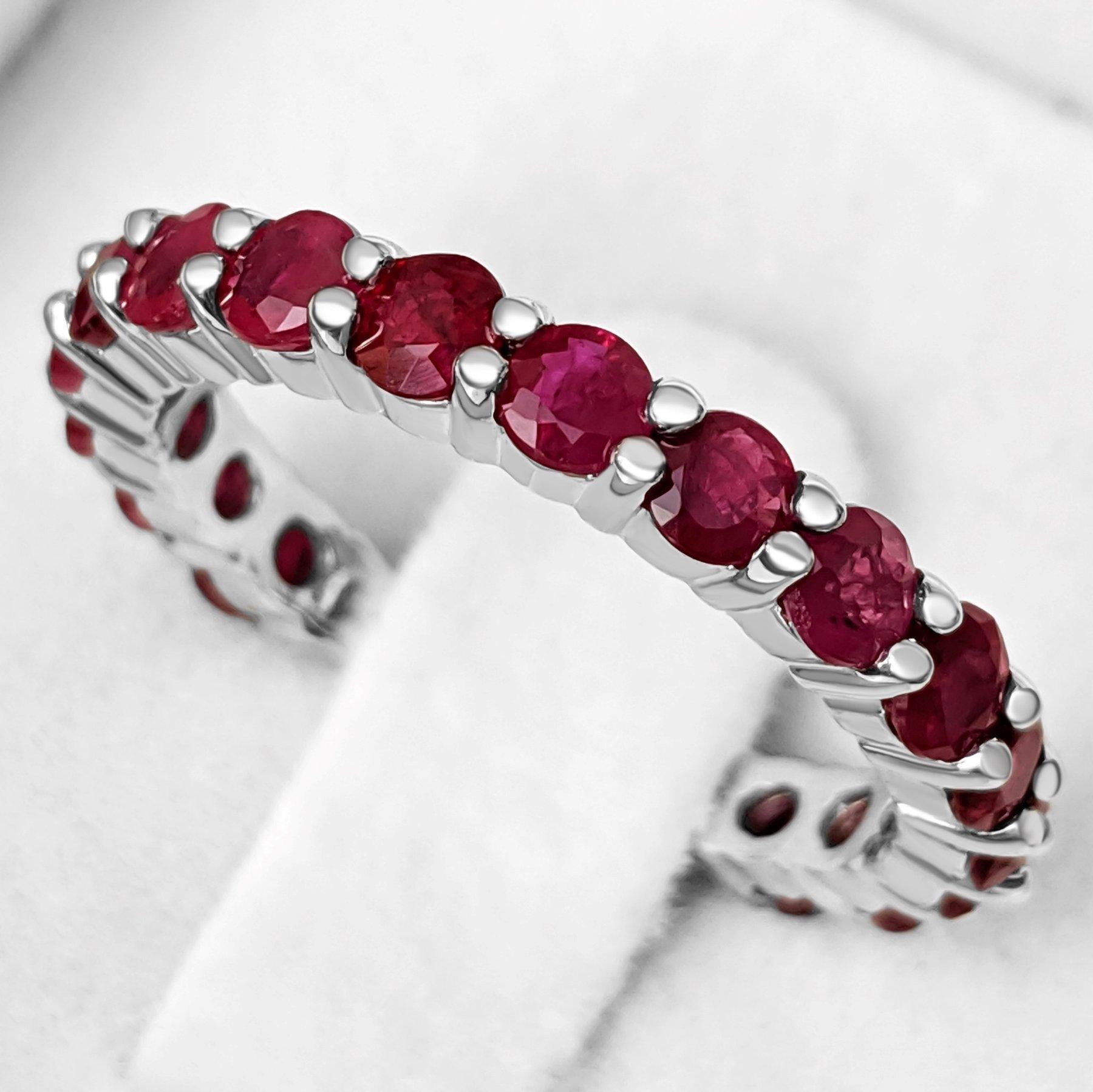 NO RESERVE! 2.00 Carat Ruby 3/4 Eternity Band 14kt White gold - Ring For Sale 1