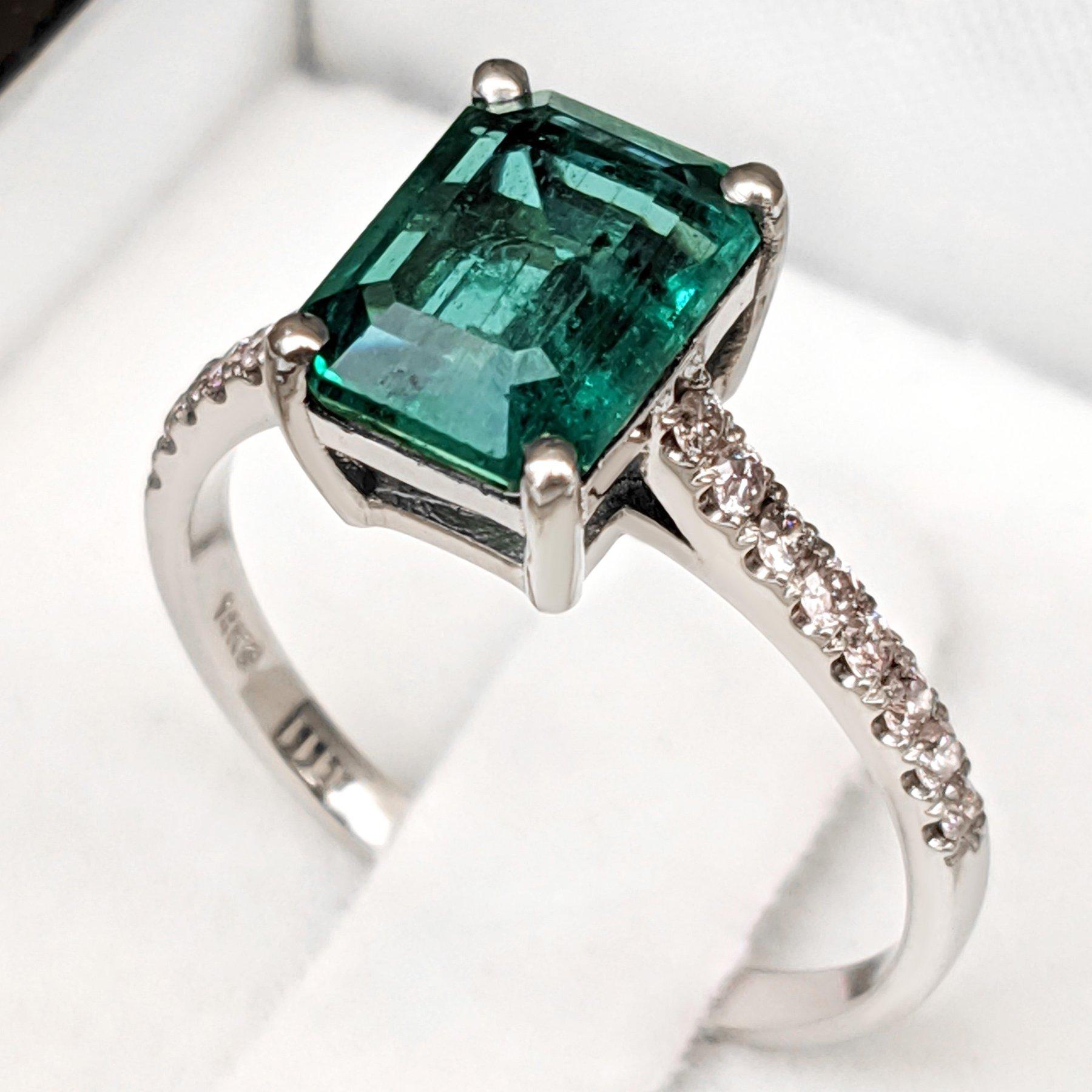 Emerald Cut NO RESERVE!  2.04 Carat Emerald & 0.21Ct Pink Diamonds - 14K White Gold Ring