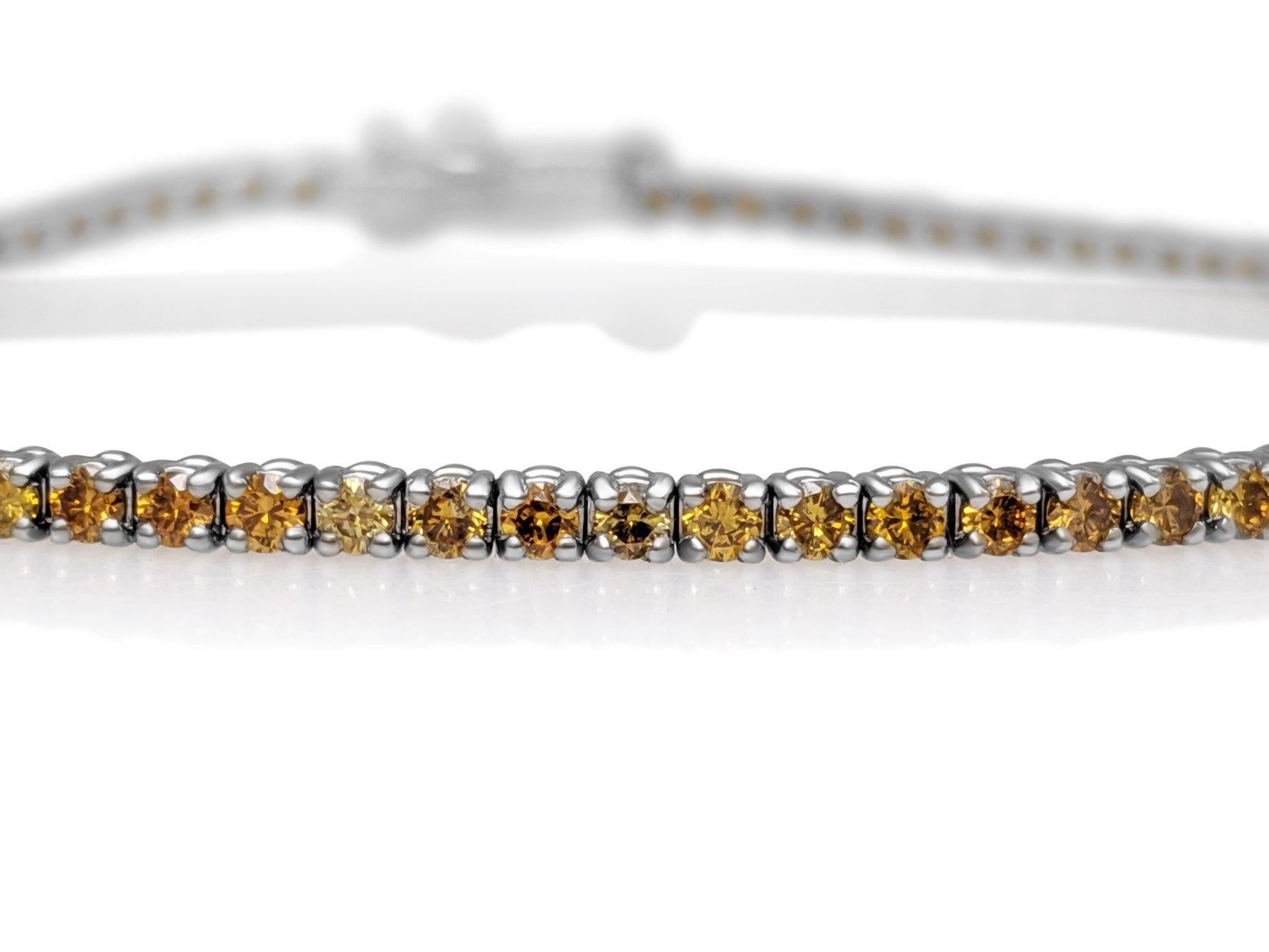 Art Déco NESSUNA RISERVA! Bracciale Tennis con diamanti fantasia in oro bianco 14K da 2,07 carati in vendita